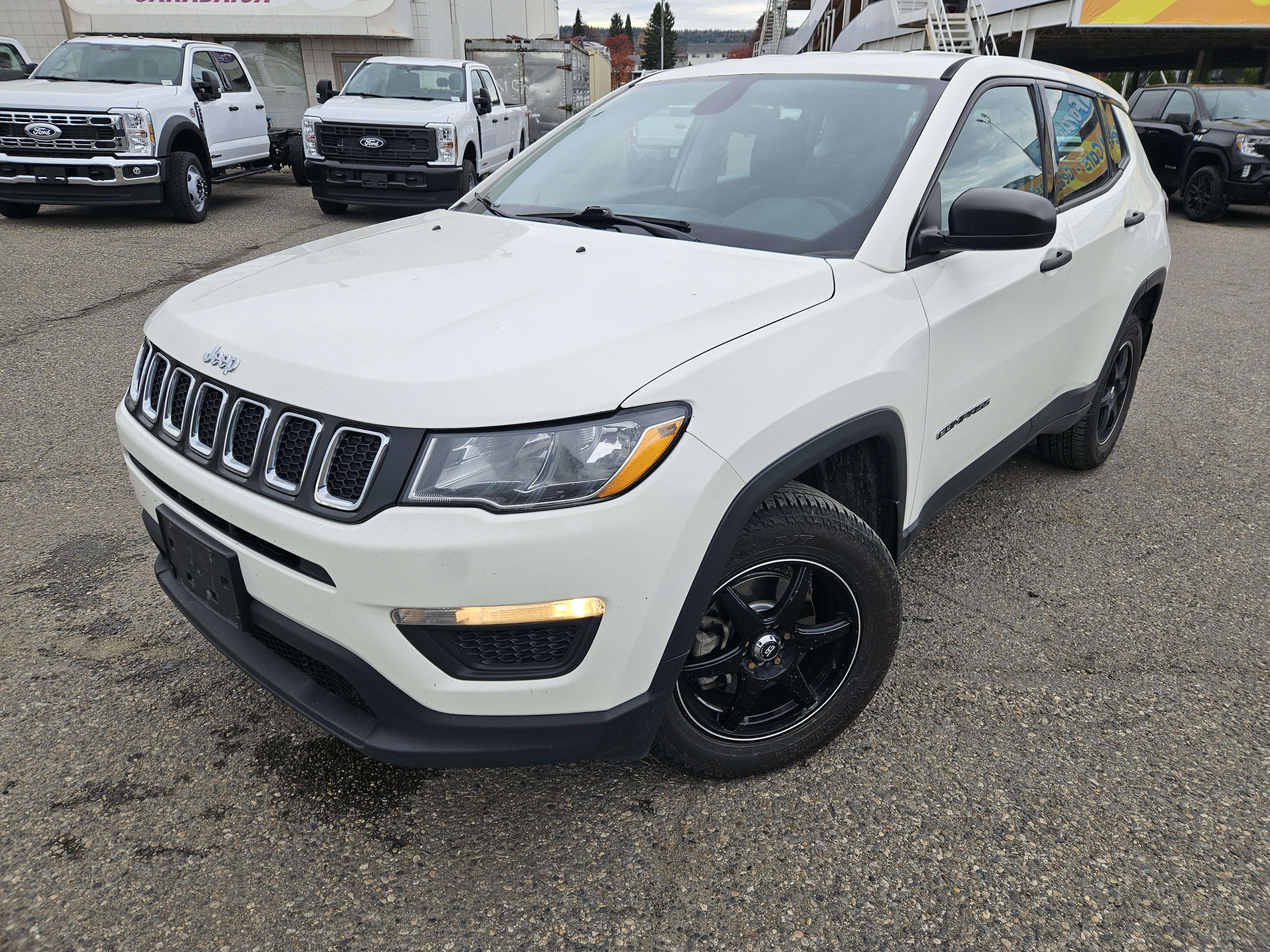 White 2018 Jeep Compass SUV / Crossover Four-Wheel Drive Manual