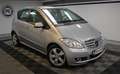 Mercedes-Benz A 200 CDI AVANTGARDE KLIMA NAVI TEMP SHZ BT 2.HD Silber - thumbnail 3