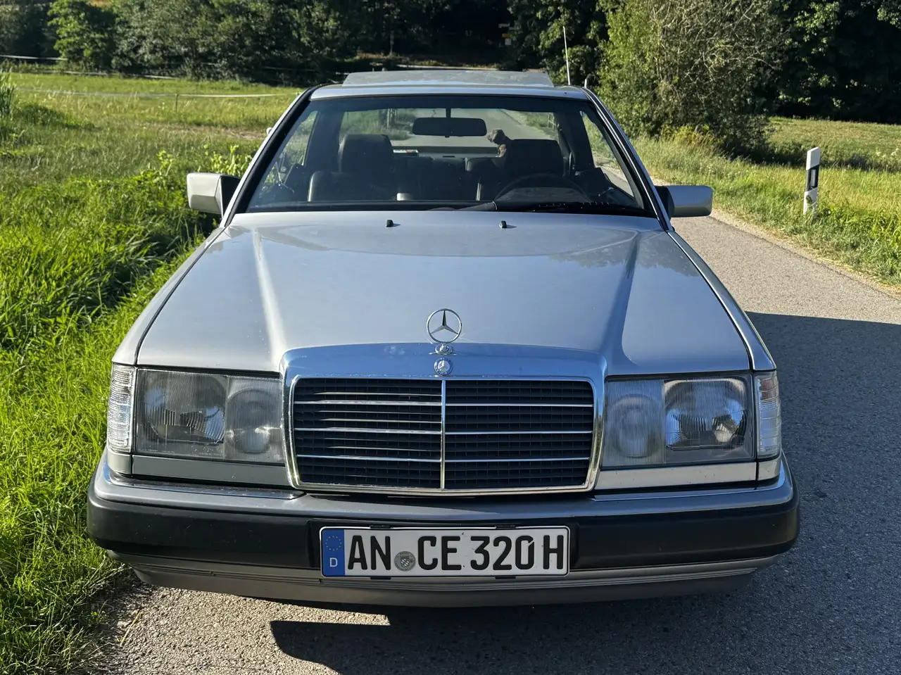 Mercedes-Benz Baureihe 124 320 CE, foto 2