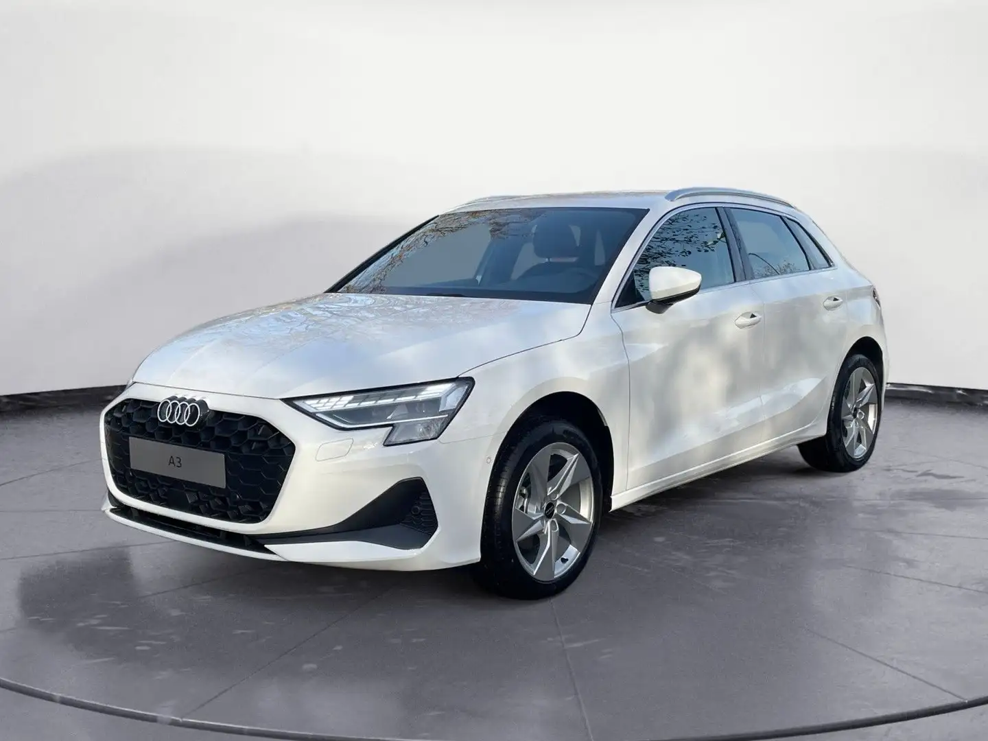 Audi A3 TFSI S tronic Weiß - 2