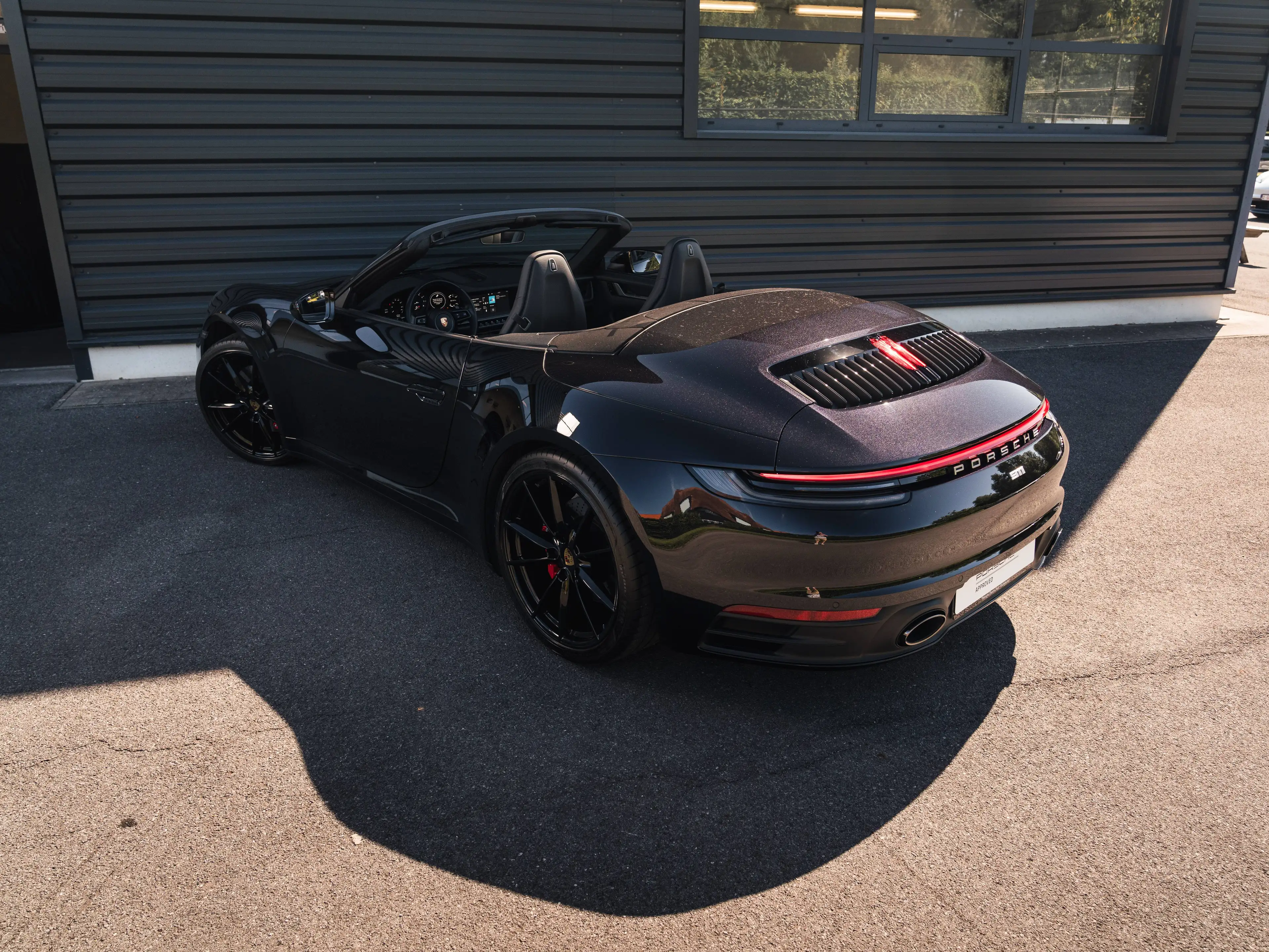 Porsche 911 911 Carrera S Cabriolet | 1st Owner | Approved — photo 4
