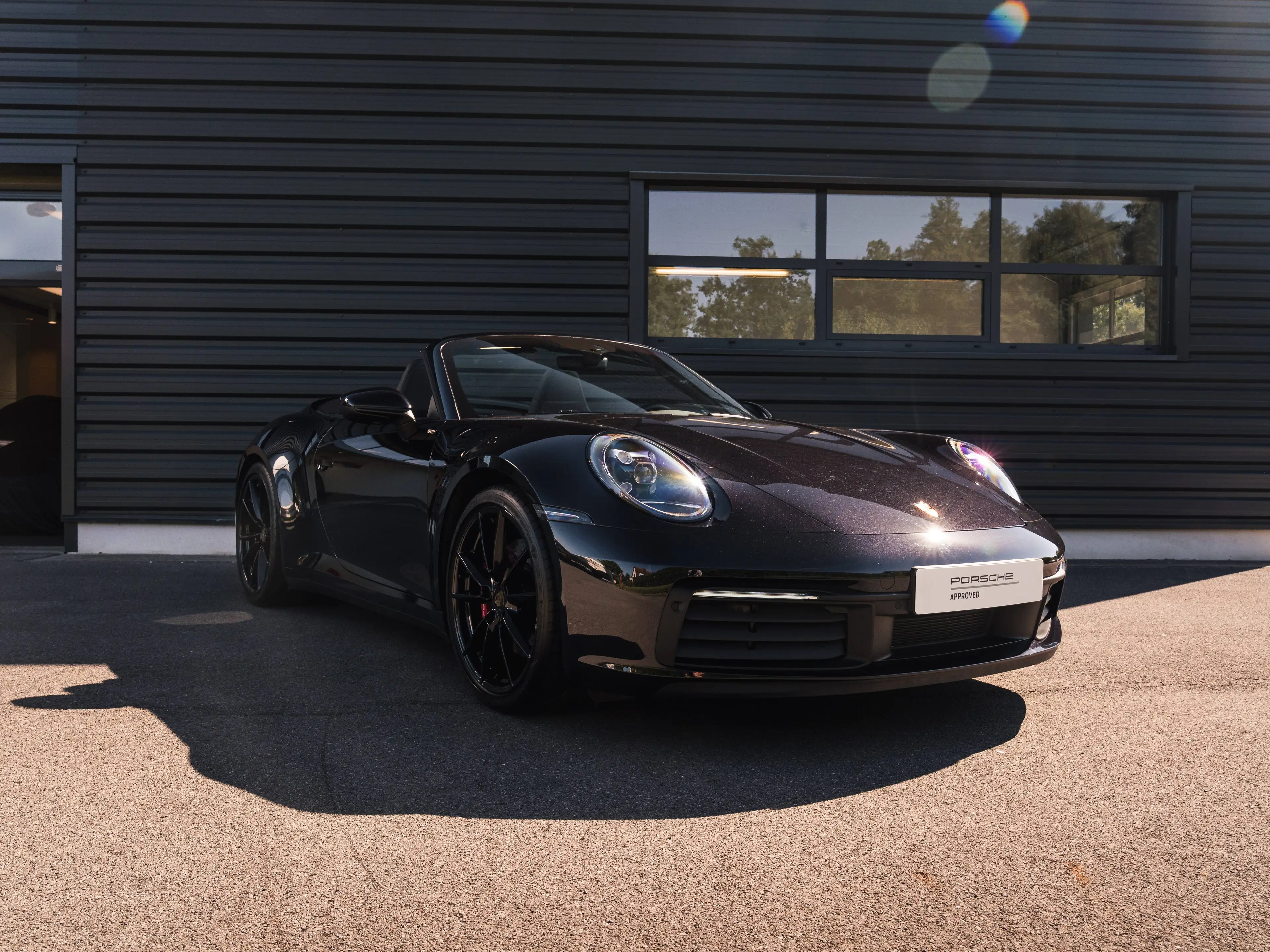Porsche 911 911 Carrera S Cabriolet | 1st Owner | Approved — photo 9