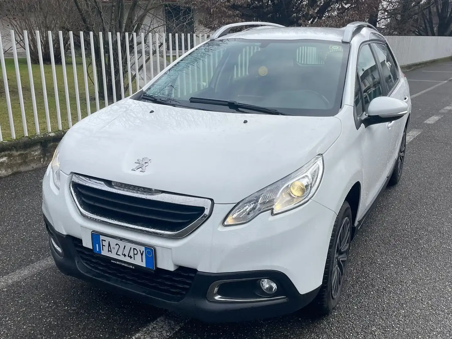 Peugeot 2008 2008 1.2 puretech 12v Active 82cv E6 - 1