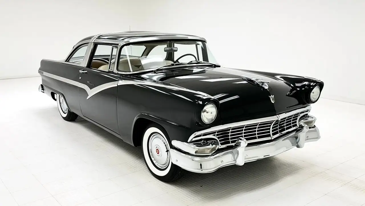 Ford Fairlane Crown Victoria 2 Door Hardtop, foto 7