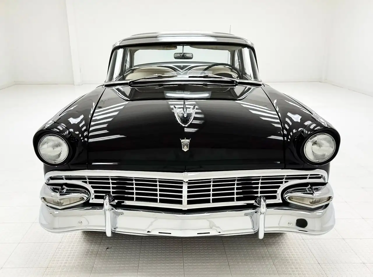 Ford Fairlane Crown Victoria 2 Door Hardtop, foto 8