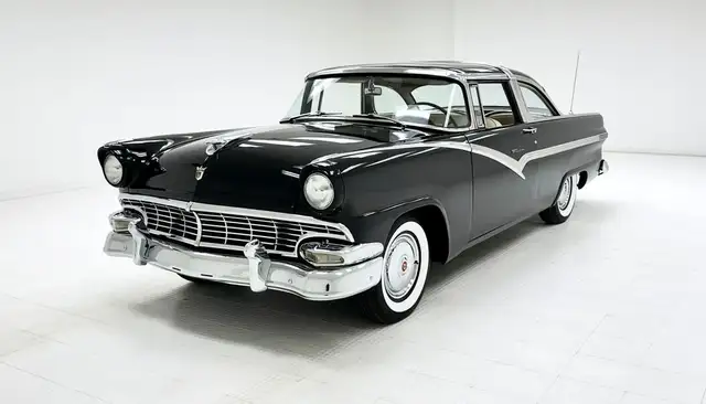 Ford Fairlane Crown Victoria 2 Door Hardtop