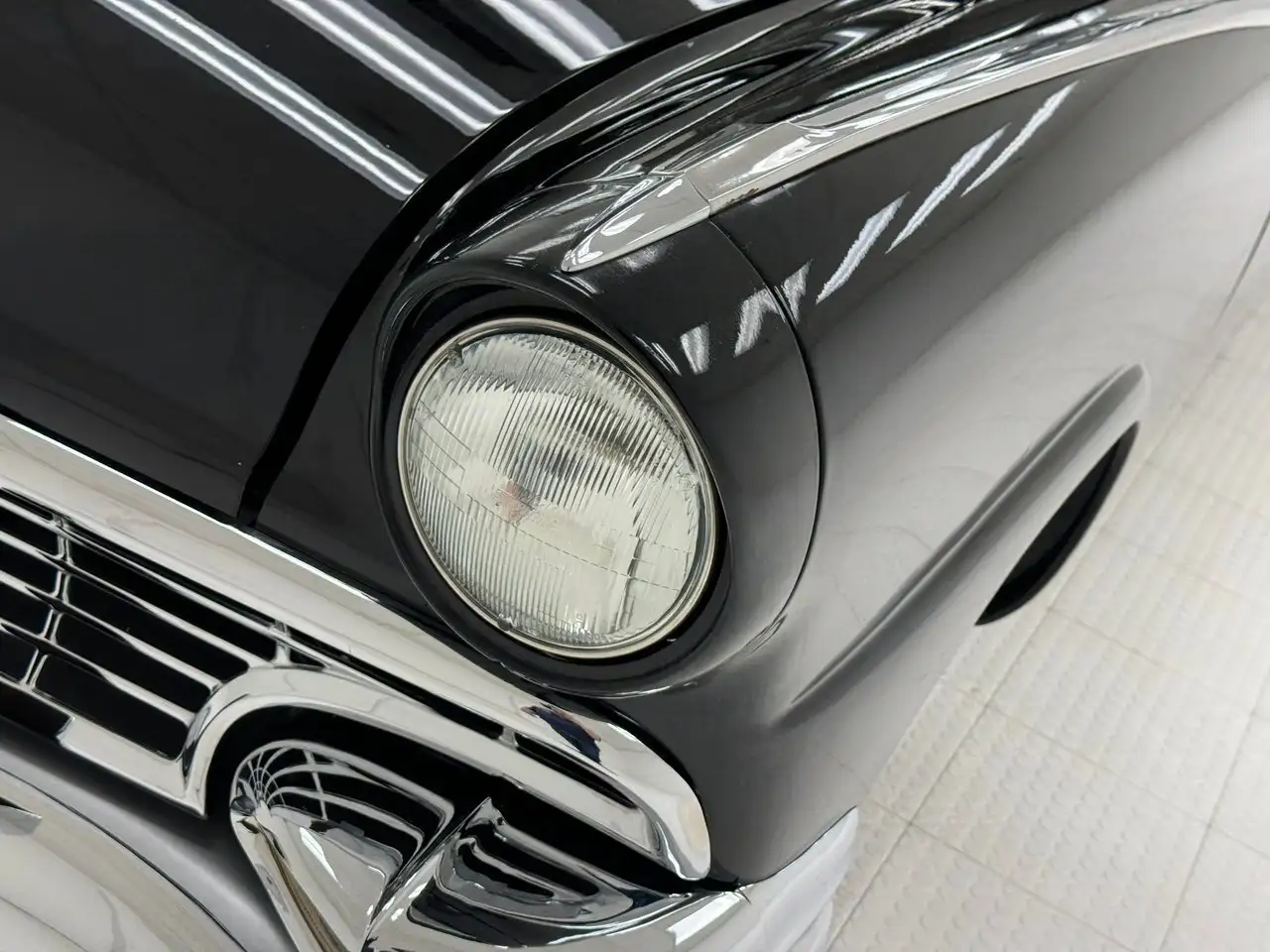 Ford Fairlane Crown Victoria 2 Door Hardtop, foto 12