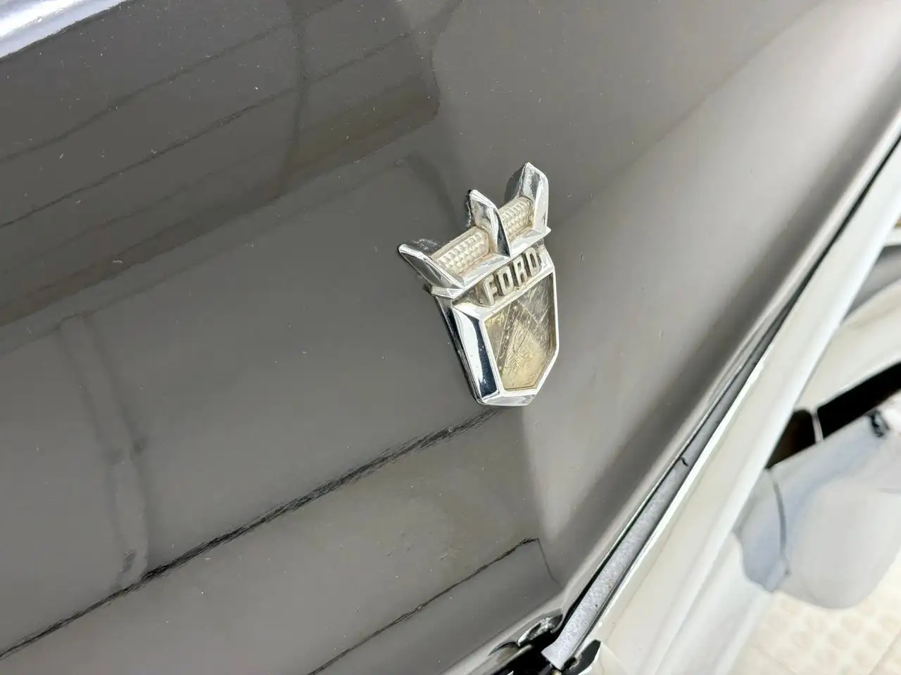 Ford Fairlane Crown Victoria 2 Door Hardtop, foto 11