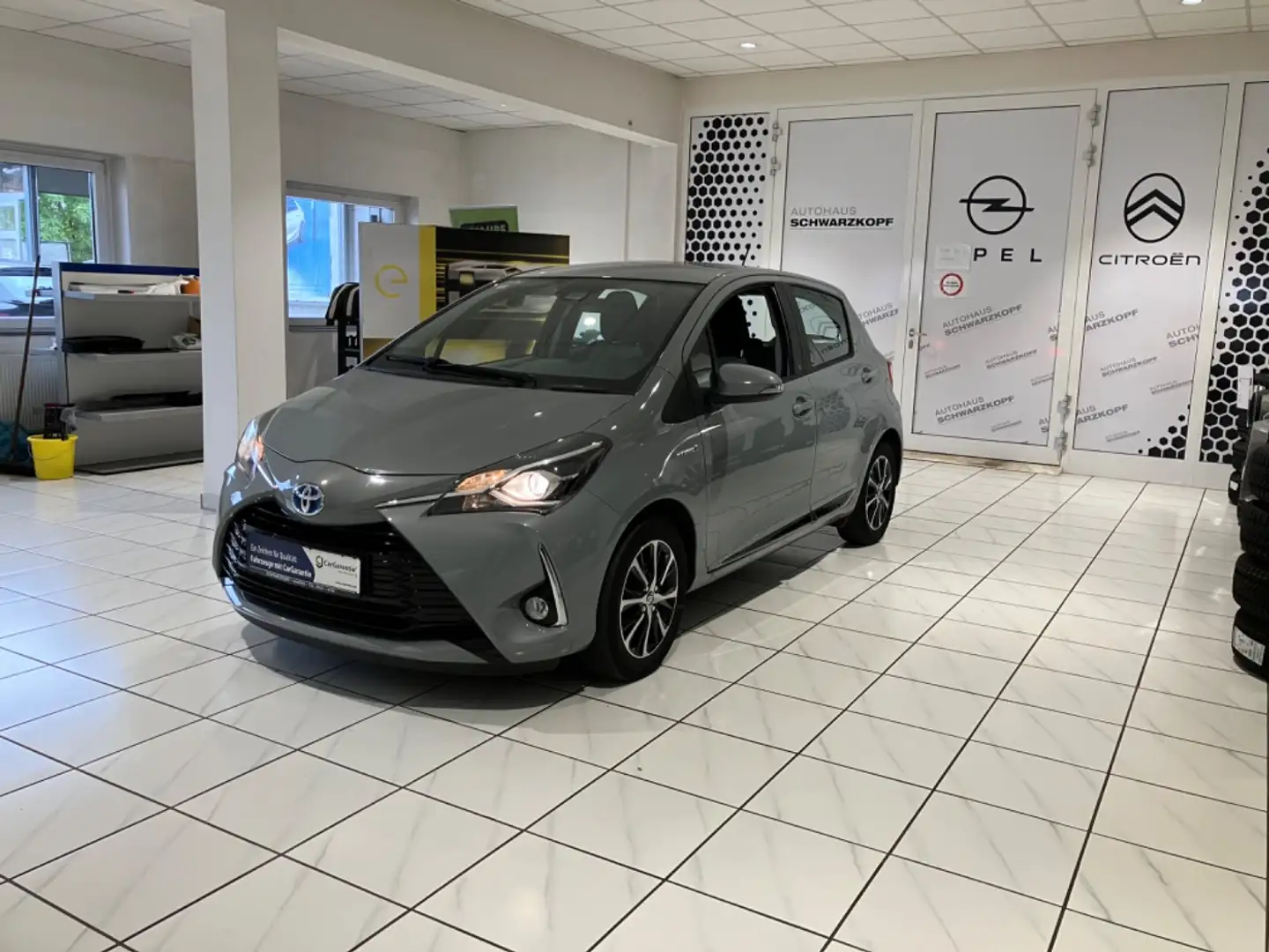 Toyota Yaris 1.5 Team D Rückfahrkamera,Parkpilot Gri - 2