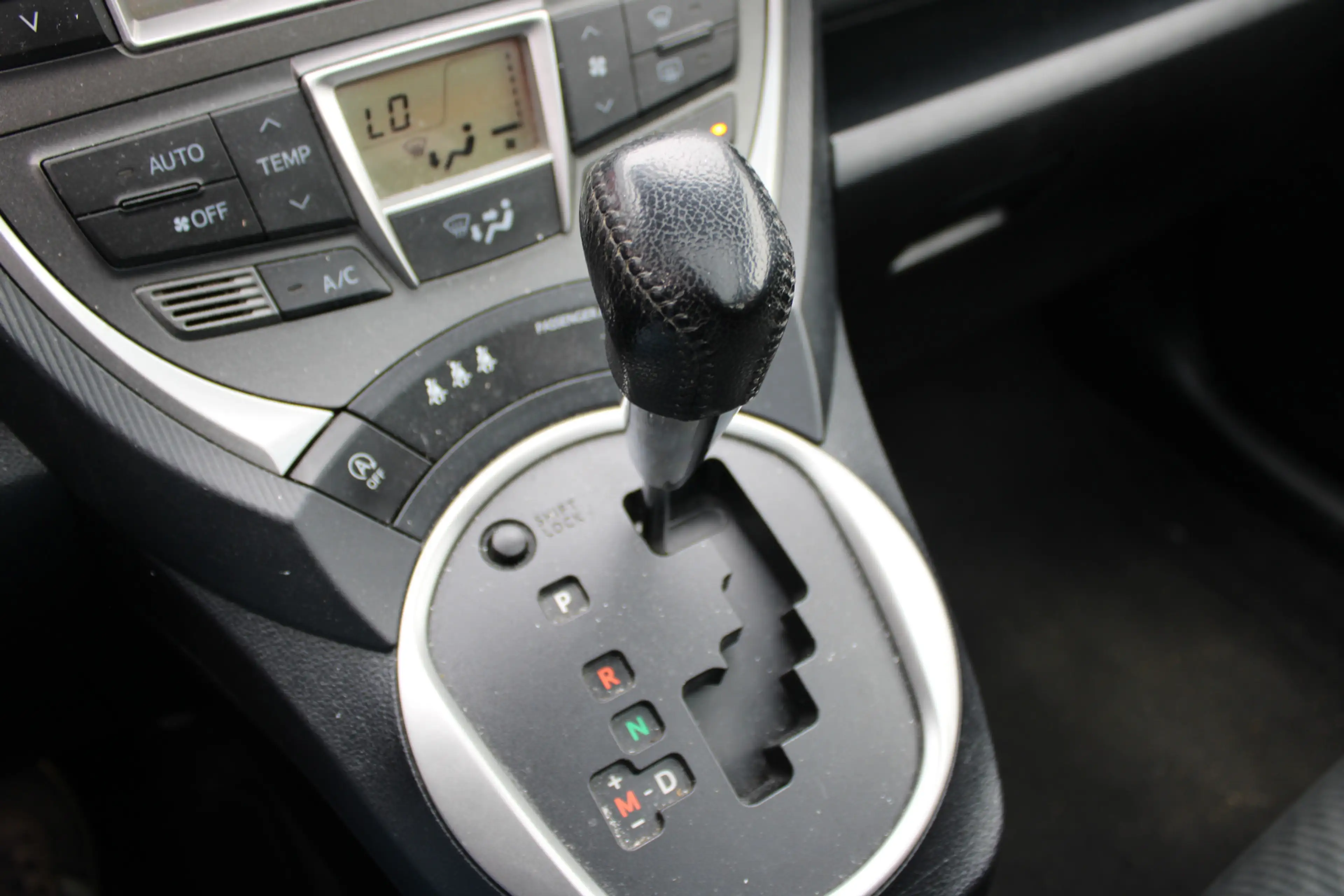 Toyota Verso-S 1.3 VVT-i Dynamic//Automaat//Pano//Trekhaak!! — photo 15