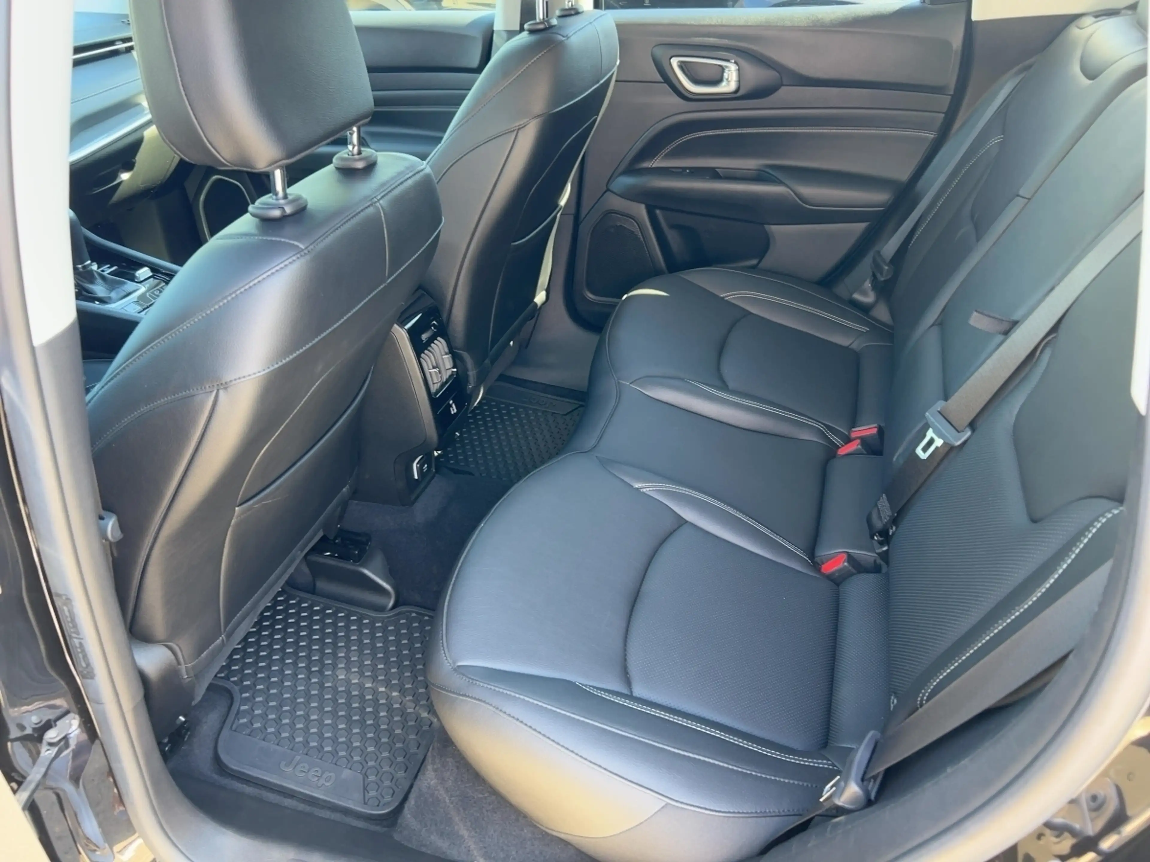 Jeep Compass PHEV S Sitzheizung*Einparkhilfe — photo 8