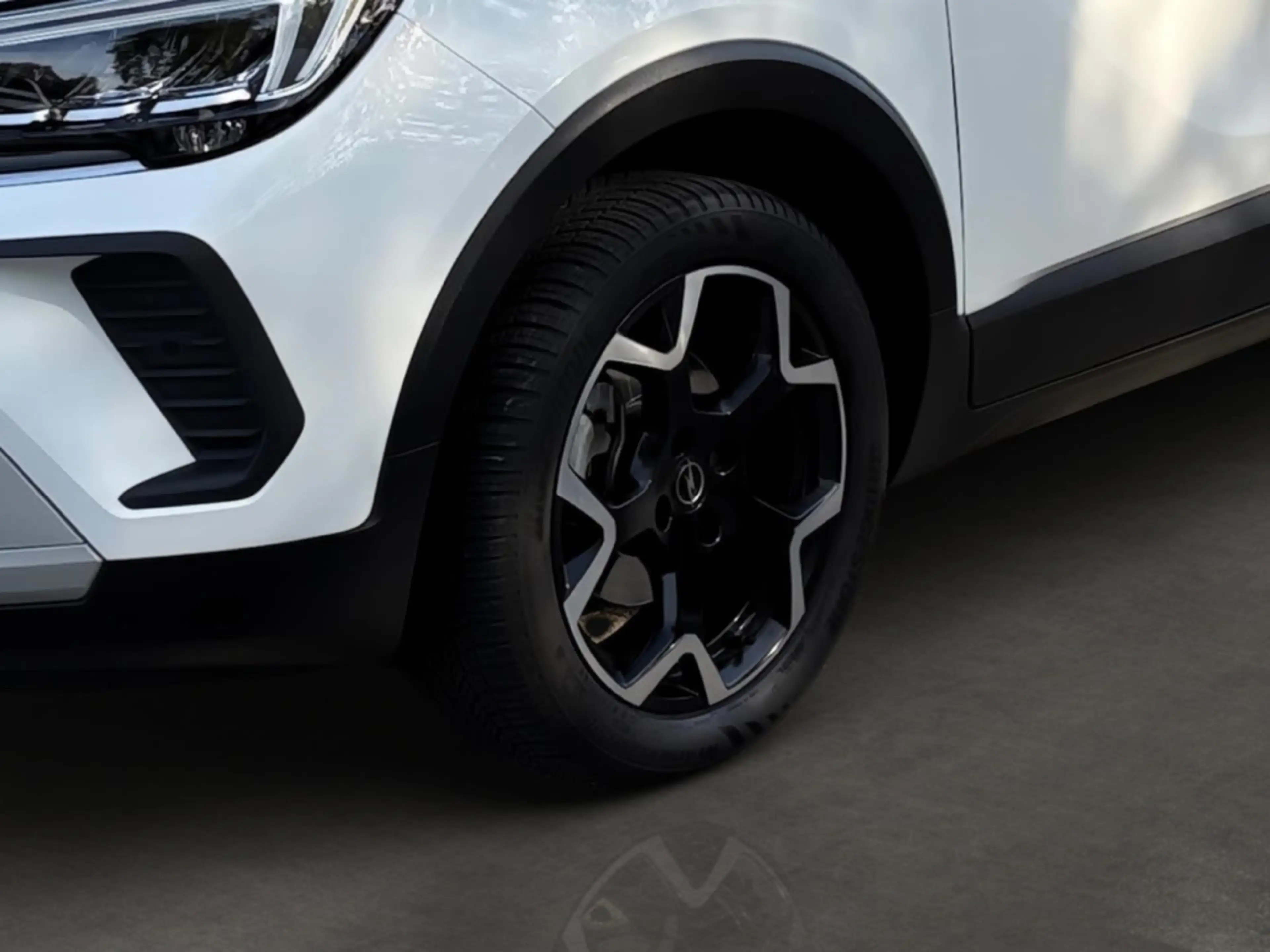 Opel Crossland GS Line 1.2/LED/TEILLEDER/RFK/BT/ALLWETTER/SHZ — photo 7