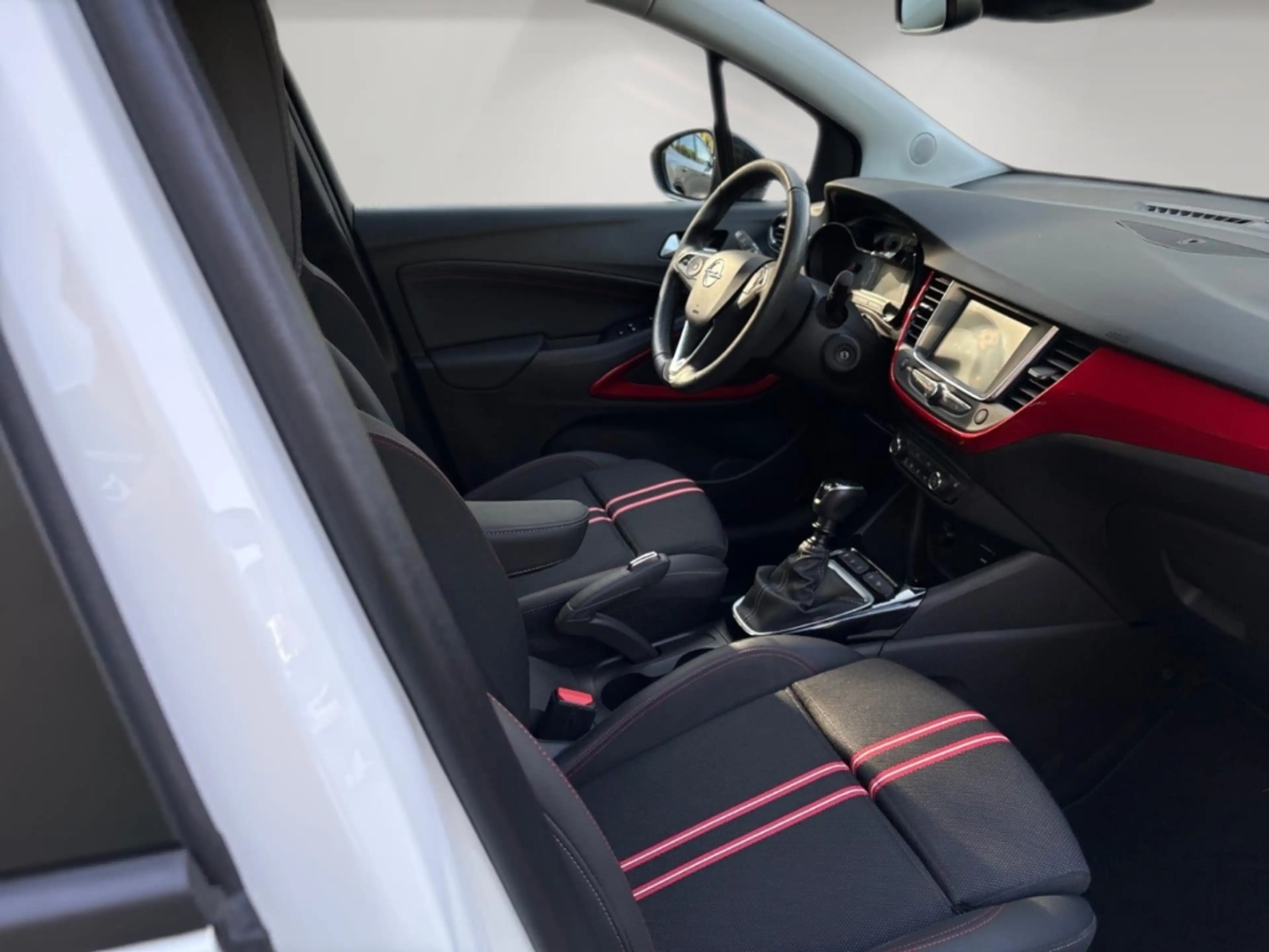 Opel Crossland GS Line 1.2/LED/TEILLEDER/RFK/BT/ALLWETTER/SHZ — photo 15