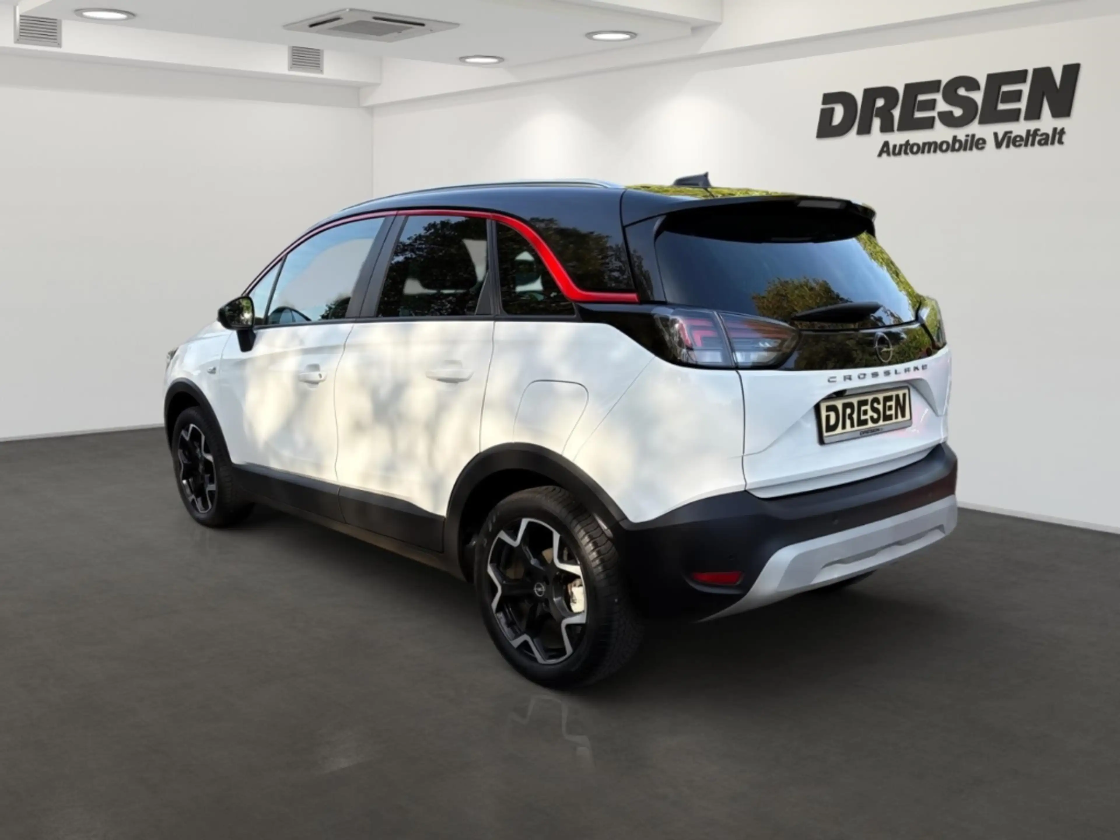Opel Crossland GS Line 1.2/LED/TEILLEDER/RFK/BT/ALLWETTER/SHZ — photo 5