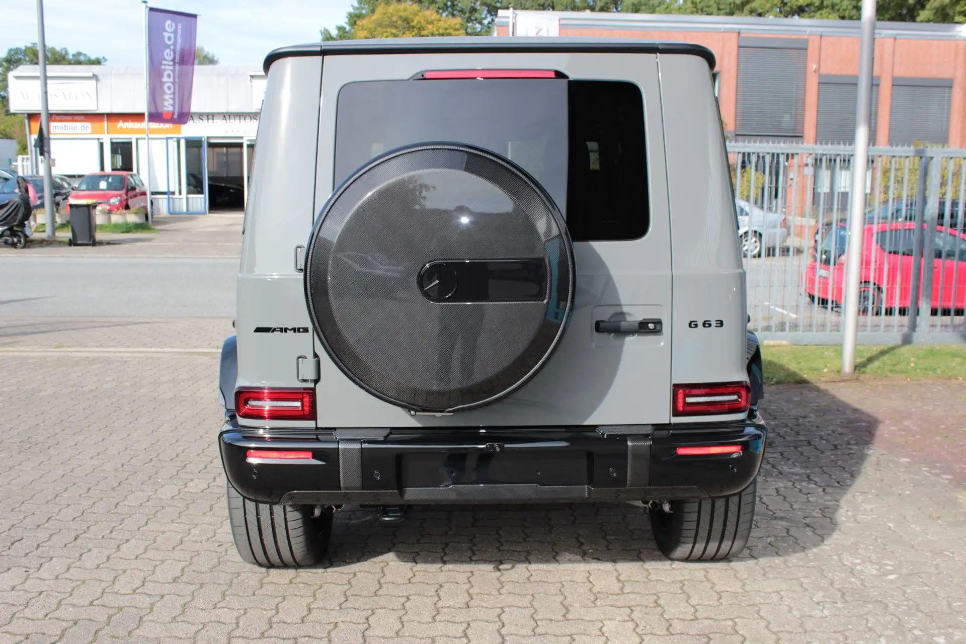 벤츠 G-Class G 63 AMG 2026 회색 사진 5
