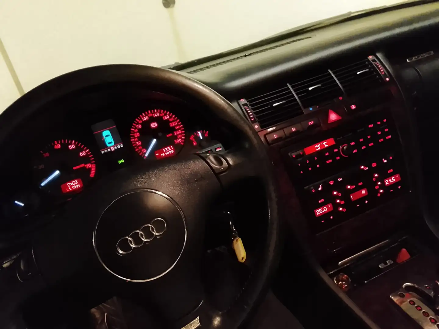 Audi S8 4.2 quattro Tiptronic 360 - 1