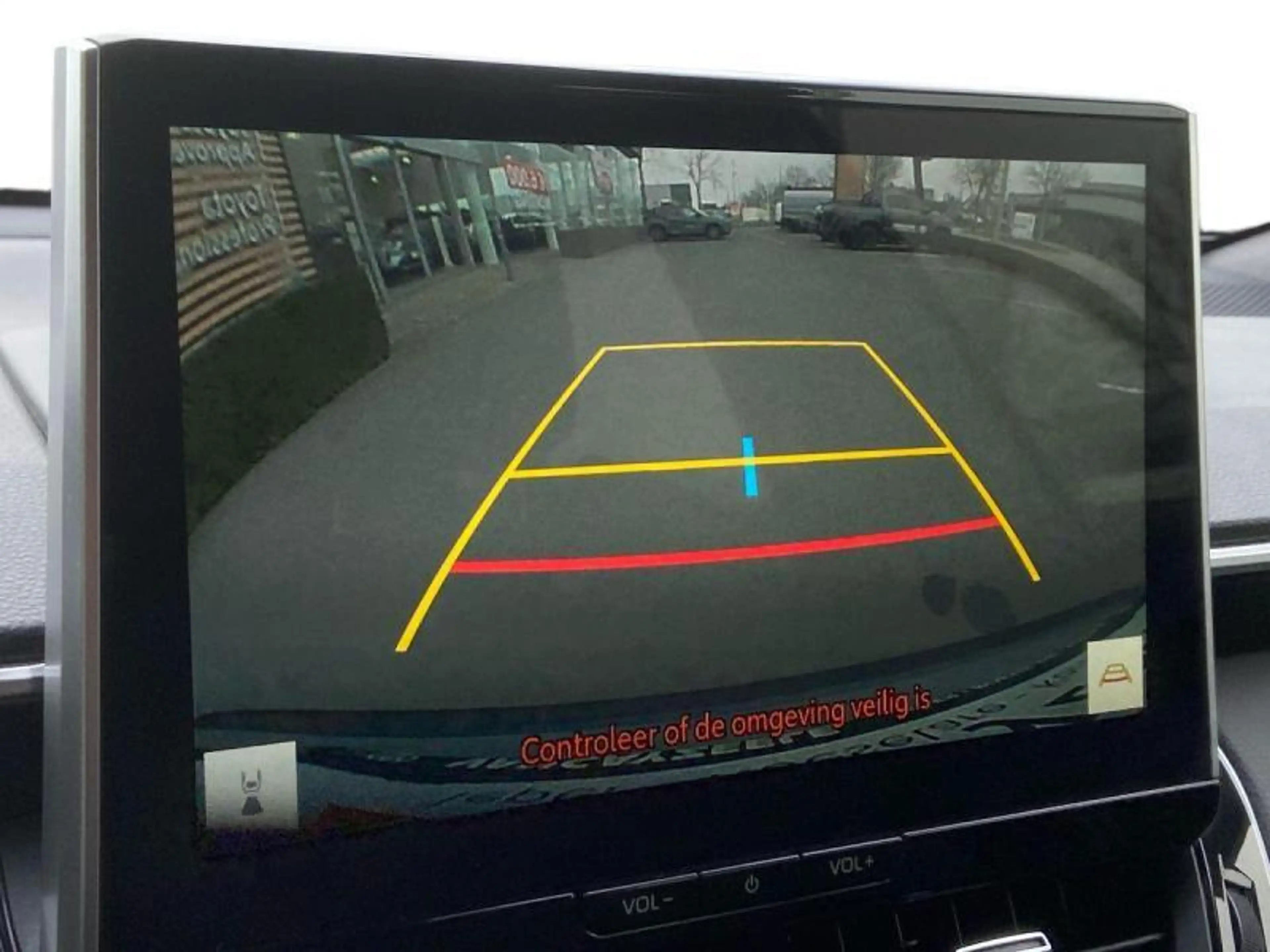 Toyota Corolla Cross Style+cam+gps+sens V+A — photo 12
