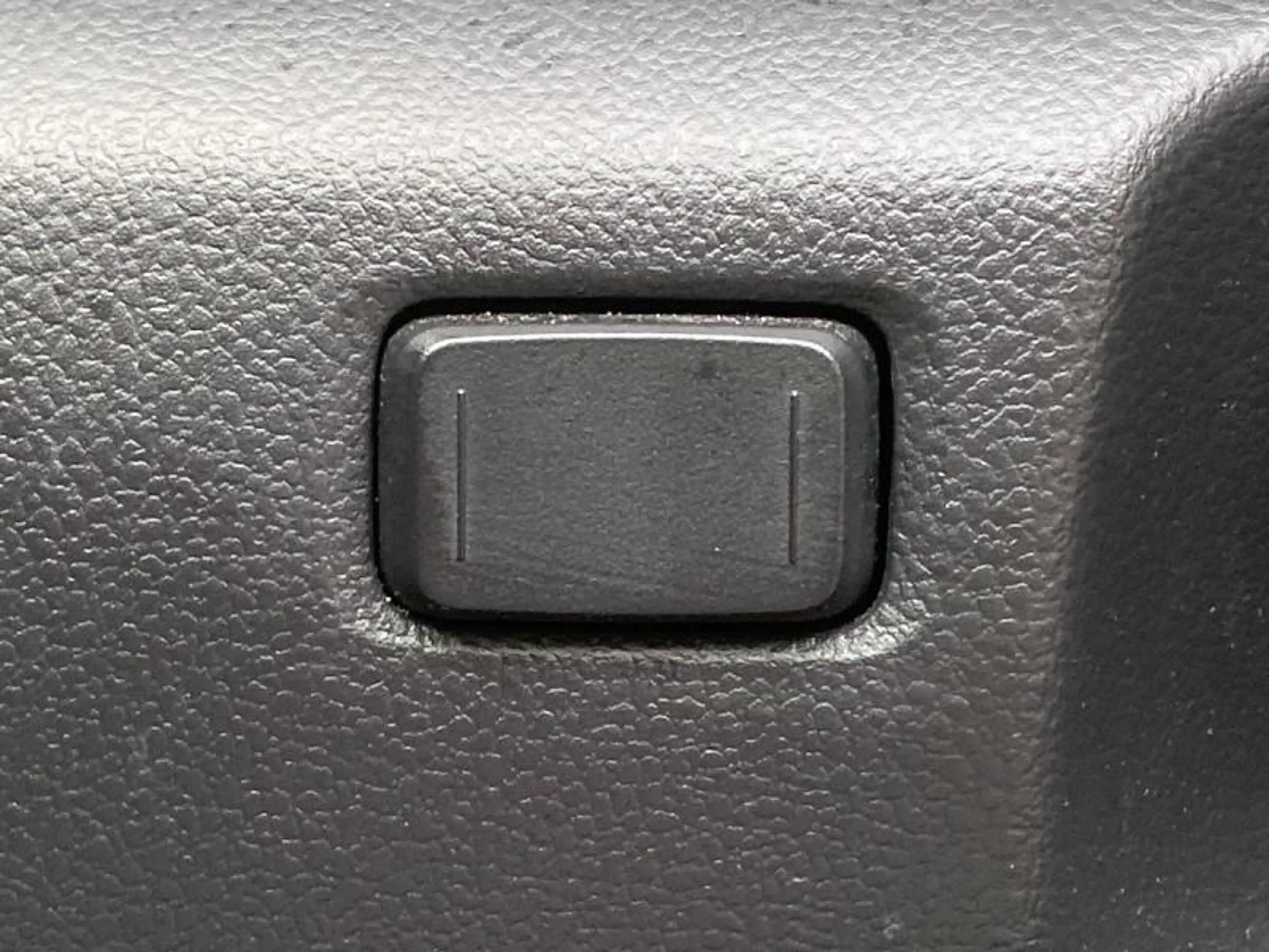 Toyota Corolla Cross Style+cam+gps+sens V+A — photo 8
