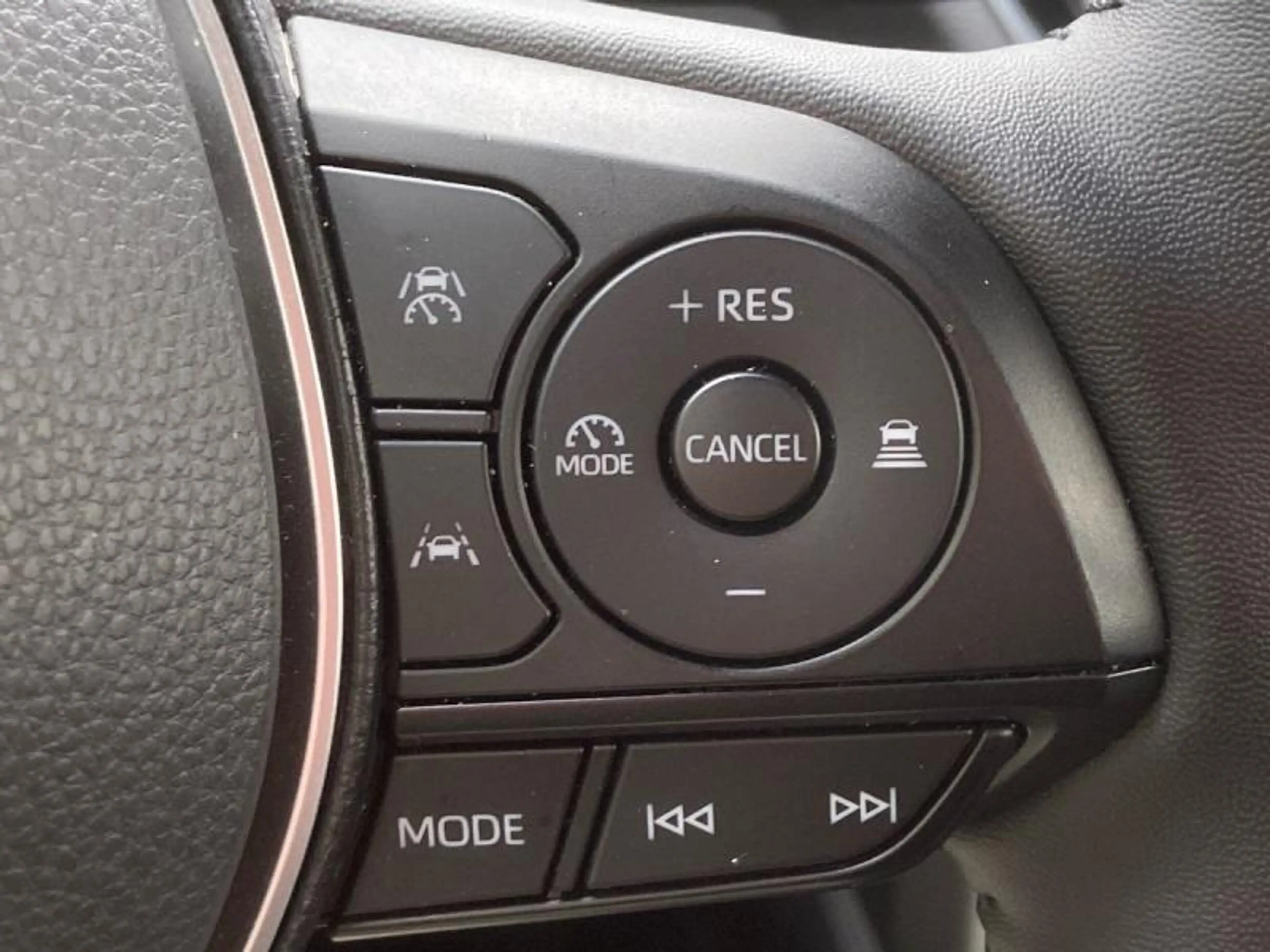 Toyota Corolla Cross Style+cam+gps+sens V+A — photo 15