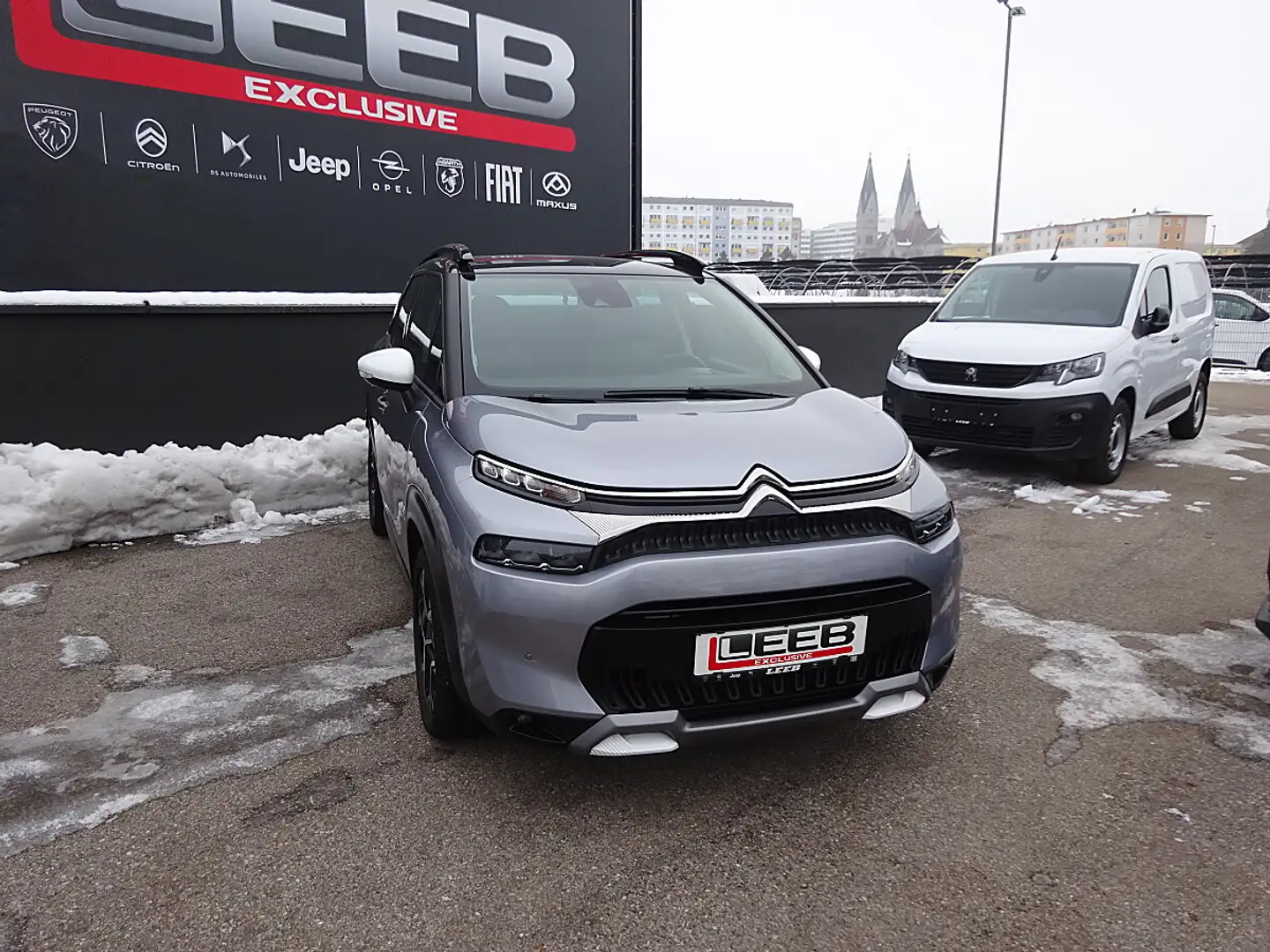 Citroen C3 Aircross PureTech 110 S&S 6-Gang-Manuell Shine Silber - 2