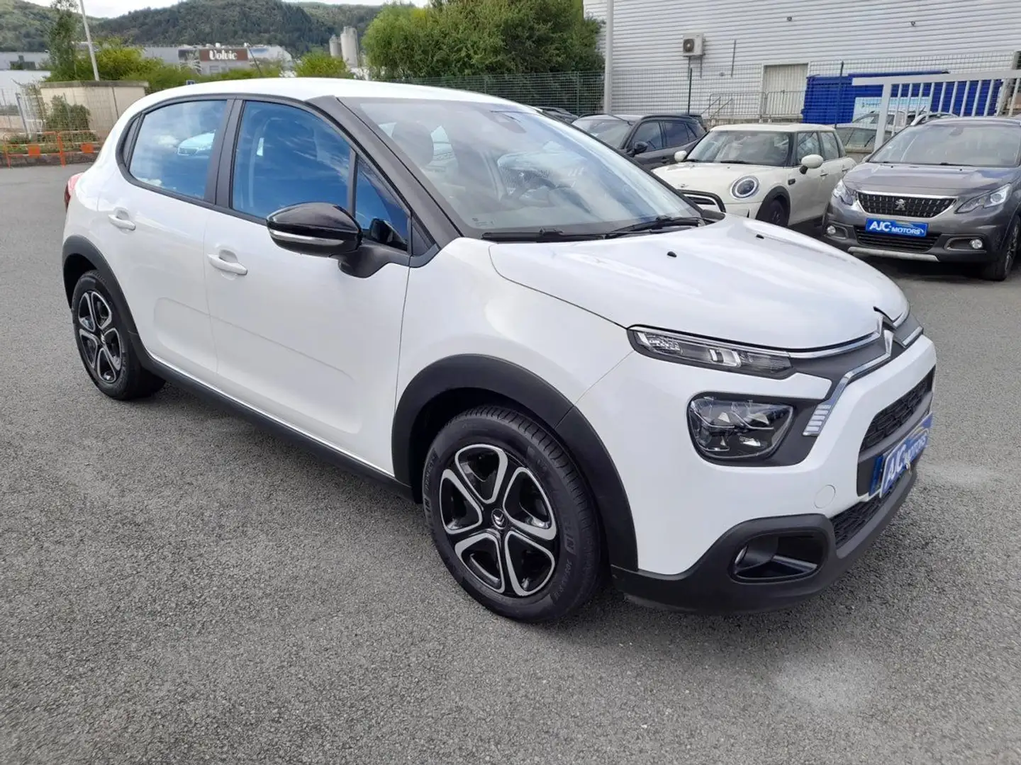 Citroen C3 STE 1.5 BLUEHDI 100CH S&S BVM 6 FEEL NAV Blanc - 2
