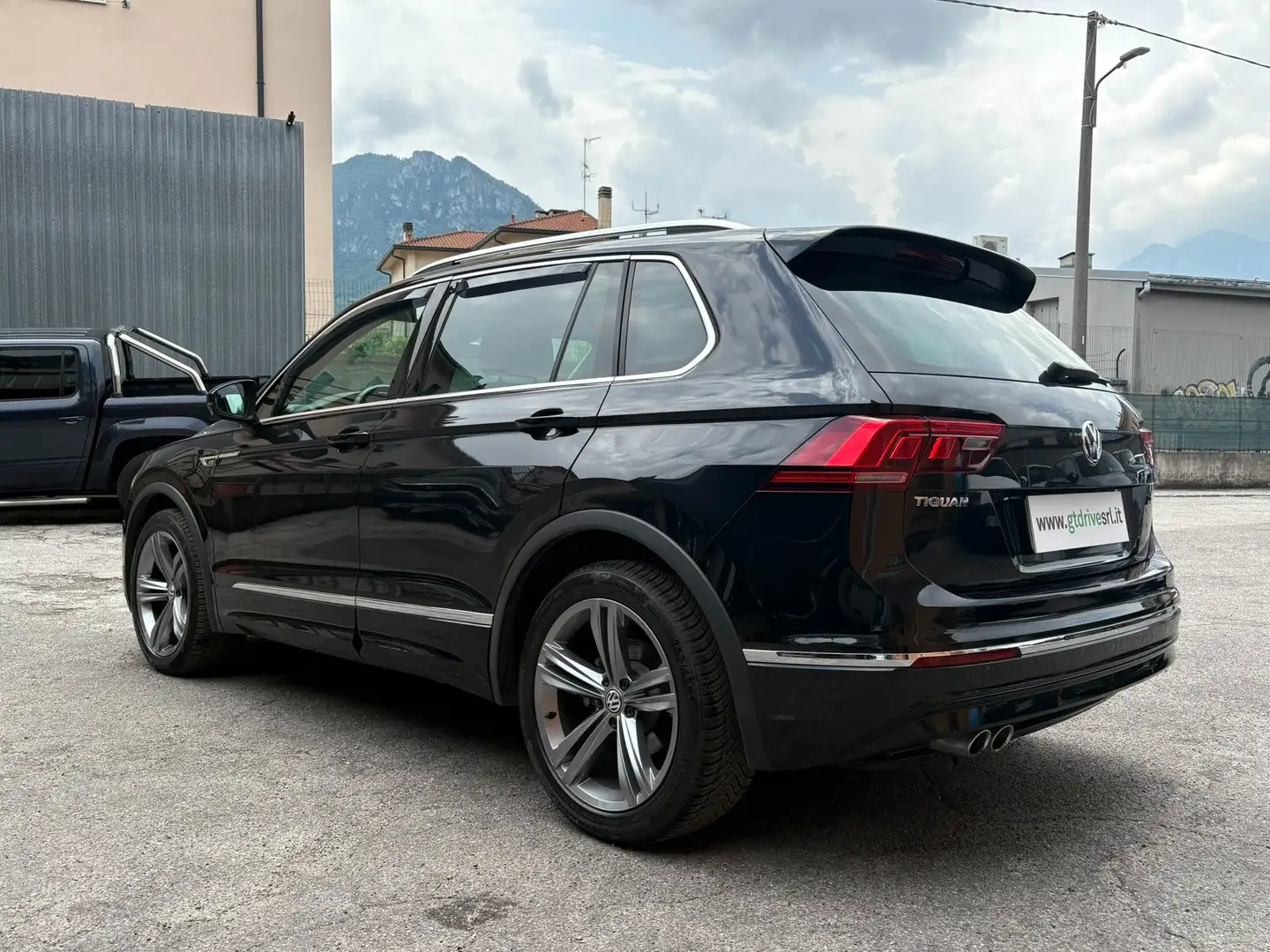 Volkswagen Tiguan Tiguan 1.6 tdi Sport 115cv RLINE - KM. 72.500 Negro - 2