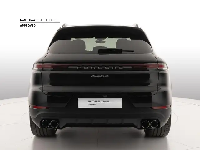 Porsche Cayenne view 5