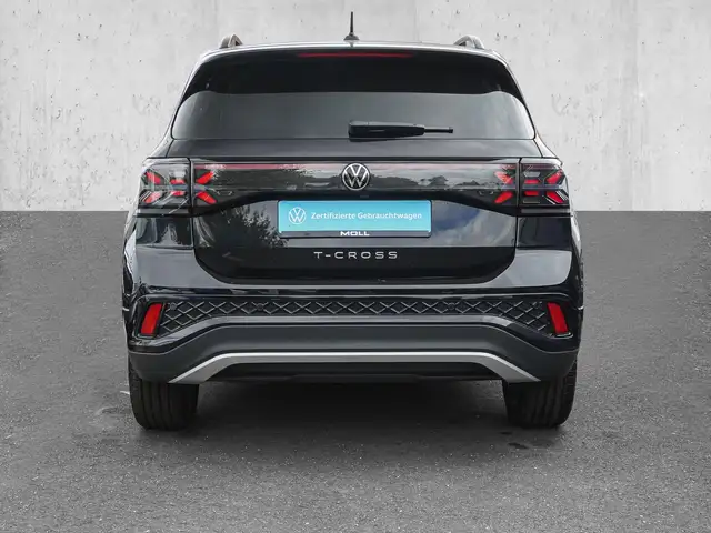 Volkswagen T-Cross view 6