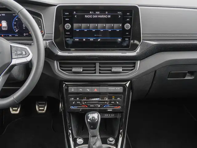 Volkswagen T-Cross view 12