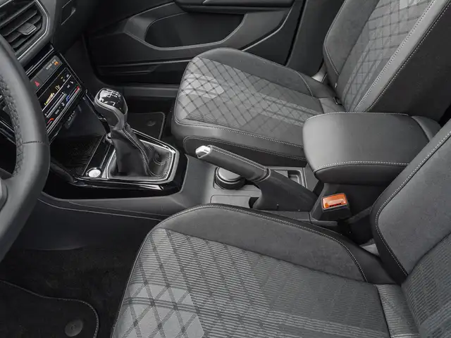 Volkswagen T-Cross view 15