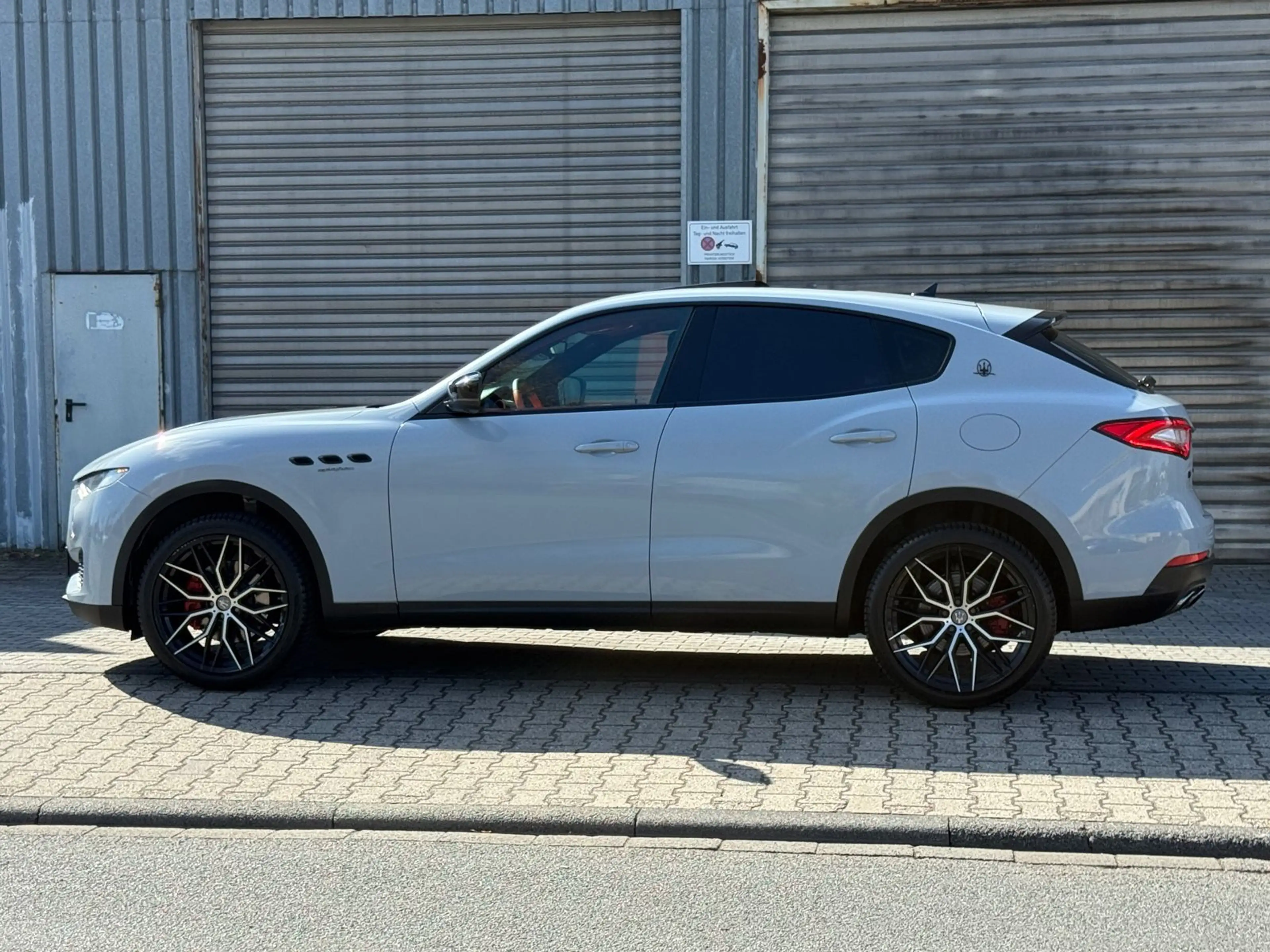 Maserati Levante 3.0 V6 GS 4x4 *1 Of 1*Exklusiv Umbau* — photo 5