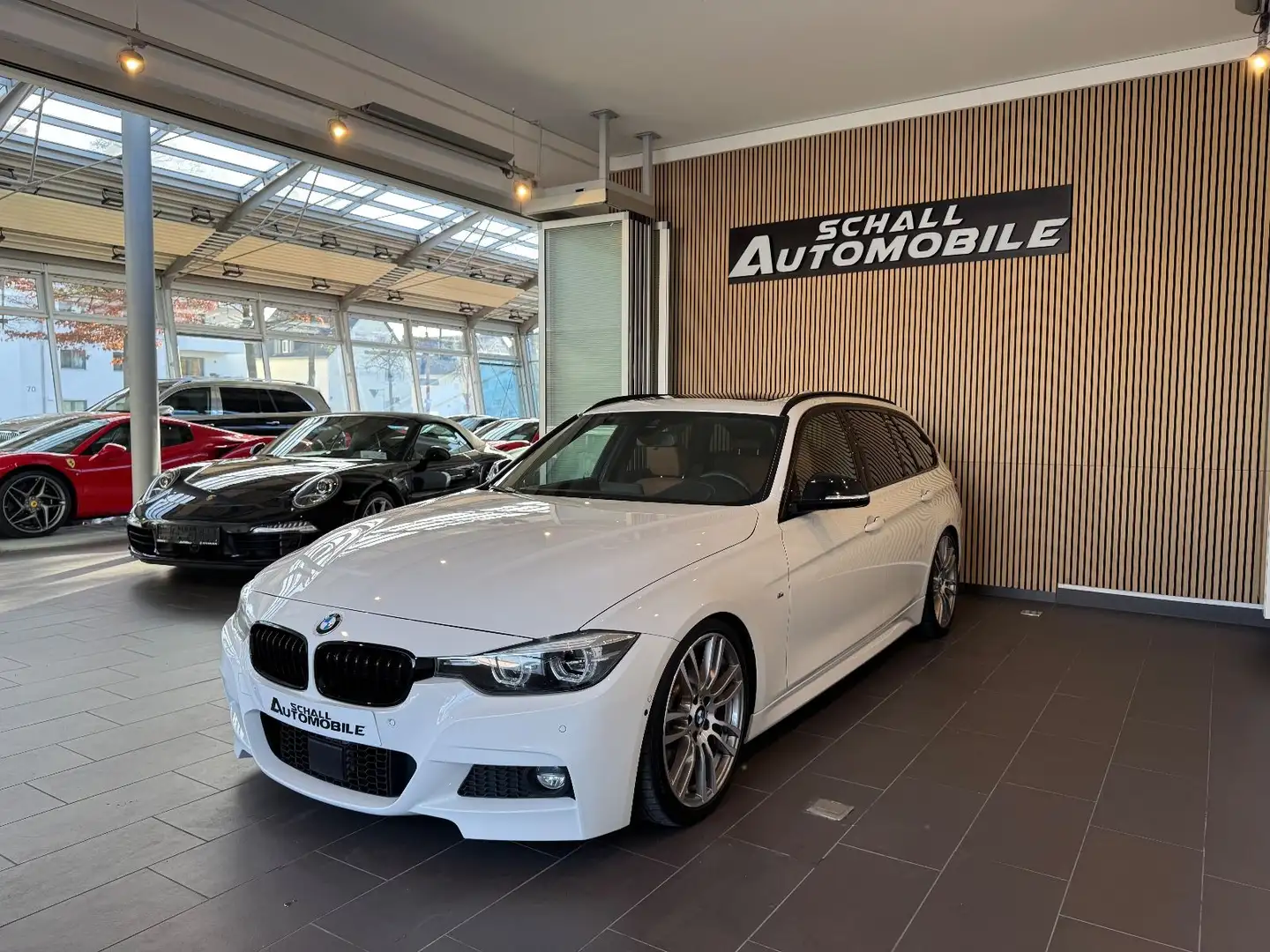 BMW 340 i M-PERFORMANCE/SOUND/AHK/LED/HEADUP/PANO/ Weiß - 1