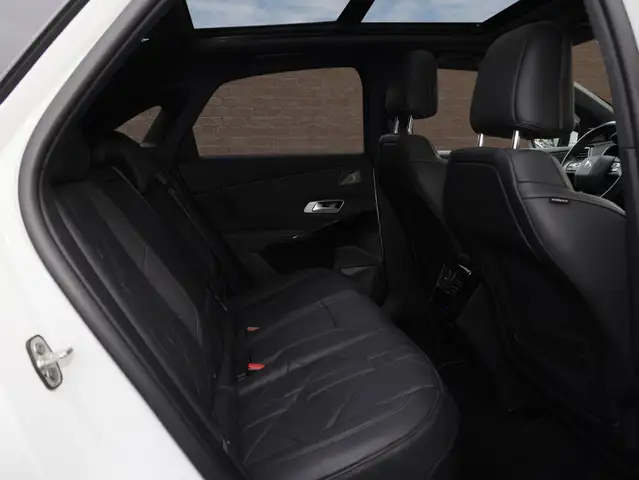 DS Automobiles DS 7 Crossback view 11