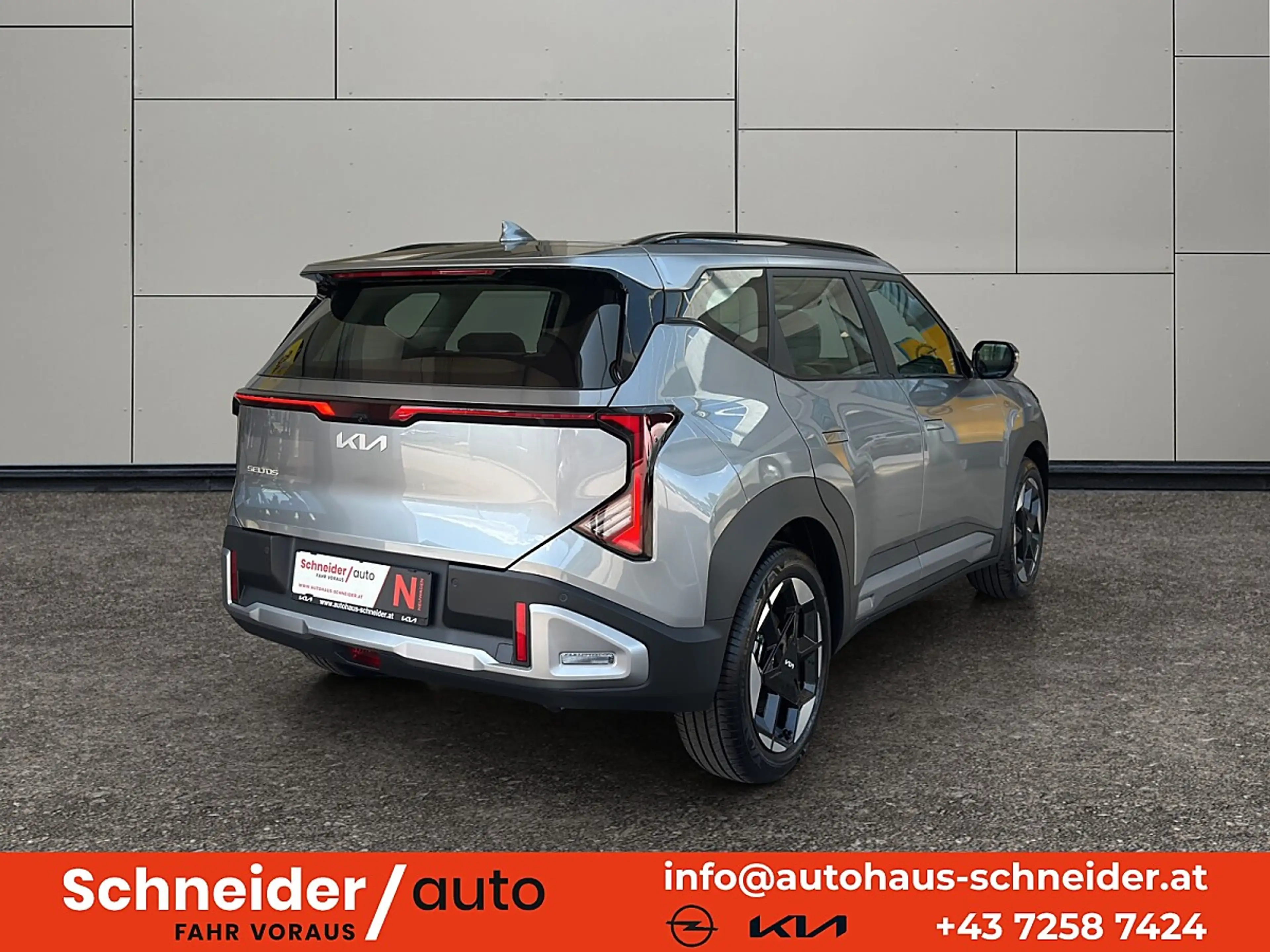 Kia Seltos 1,6 TGDI 180 2WD Silber Aut. P2 Multimediapaket — photo 5