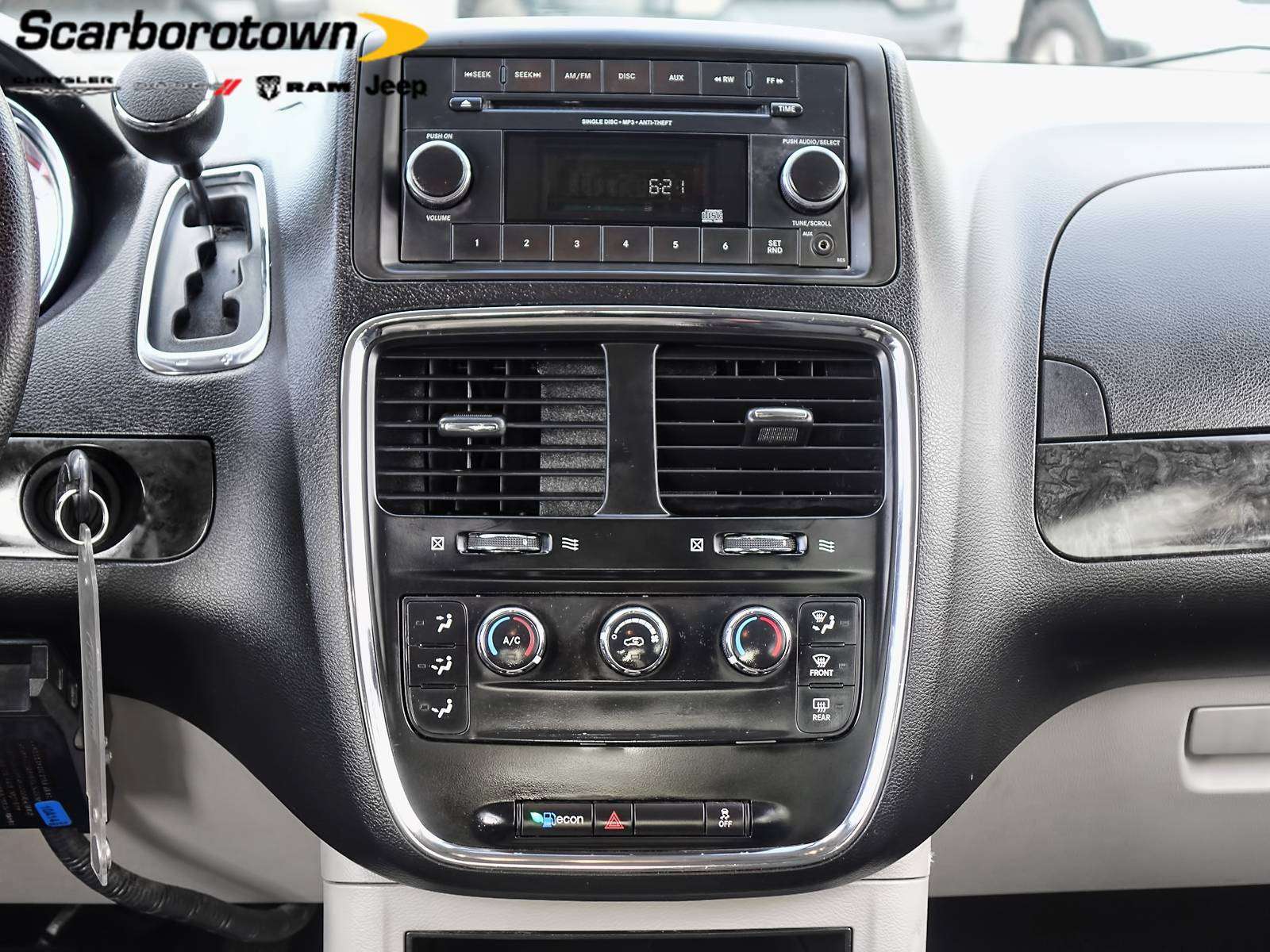 2015 Dodge Grand Caravan Passenger Van