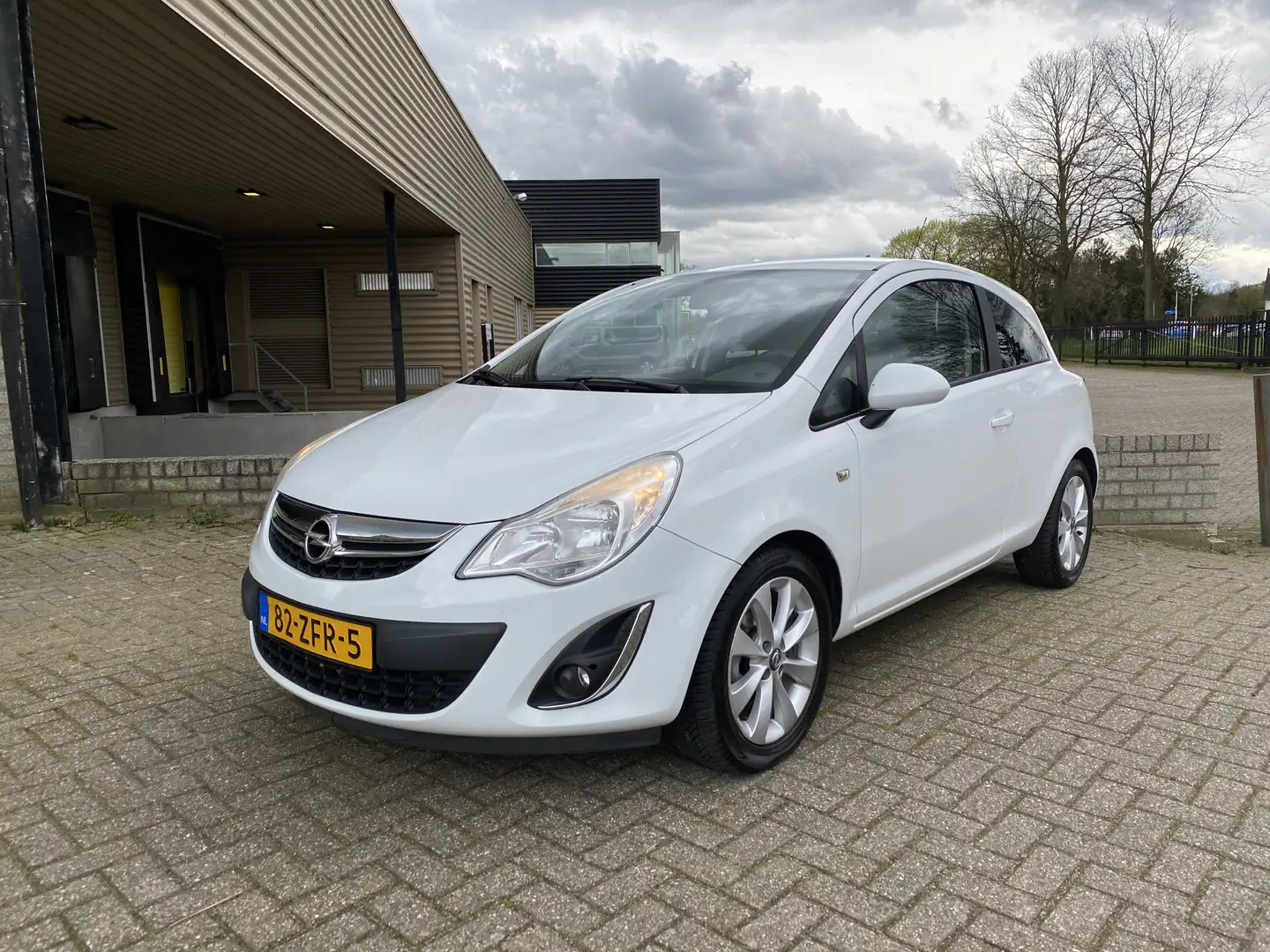 Opel Corsa 1.2 EcoFlex Anniversay Edition LPG G3 [ airco,audi Wit - 1