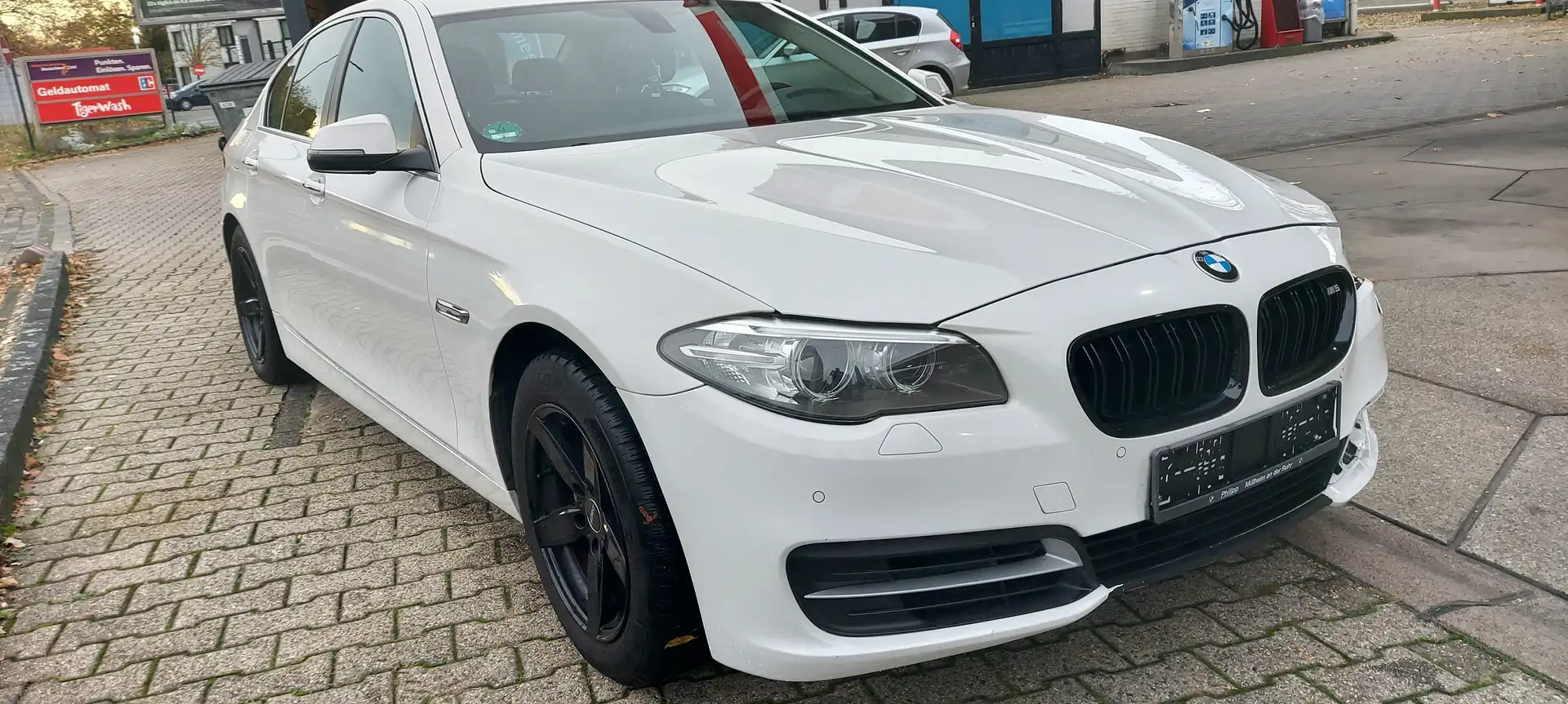 BMW 520 520 d,tiptronic,2Hand,Klimaaut,Navi,128.200KM orgi Weiß - 1