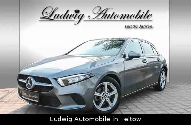 Mercedes-Benz A 180 MBUX Navi*Shz*Spurhalte*Klimaautomatik