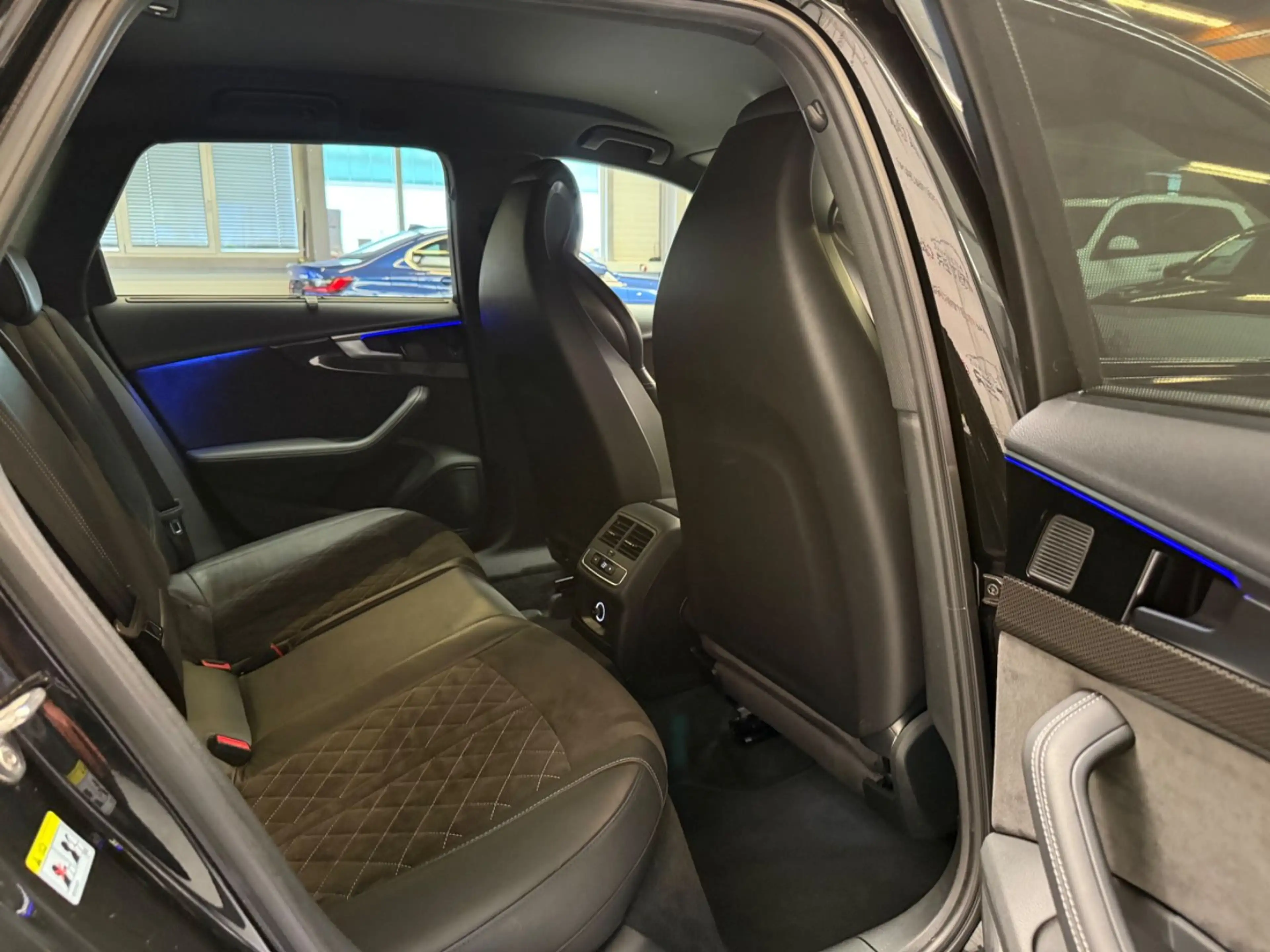 Audi S4 3.0TDI quattro S-SITZE/VIRT/B&O/MATRIX/ACC/18 — photo 15