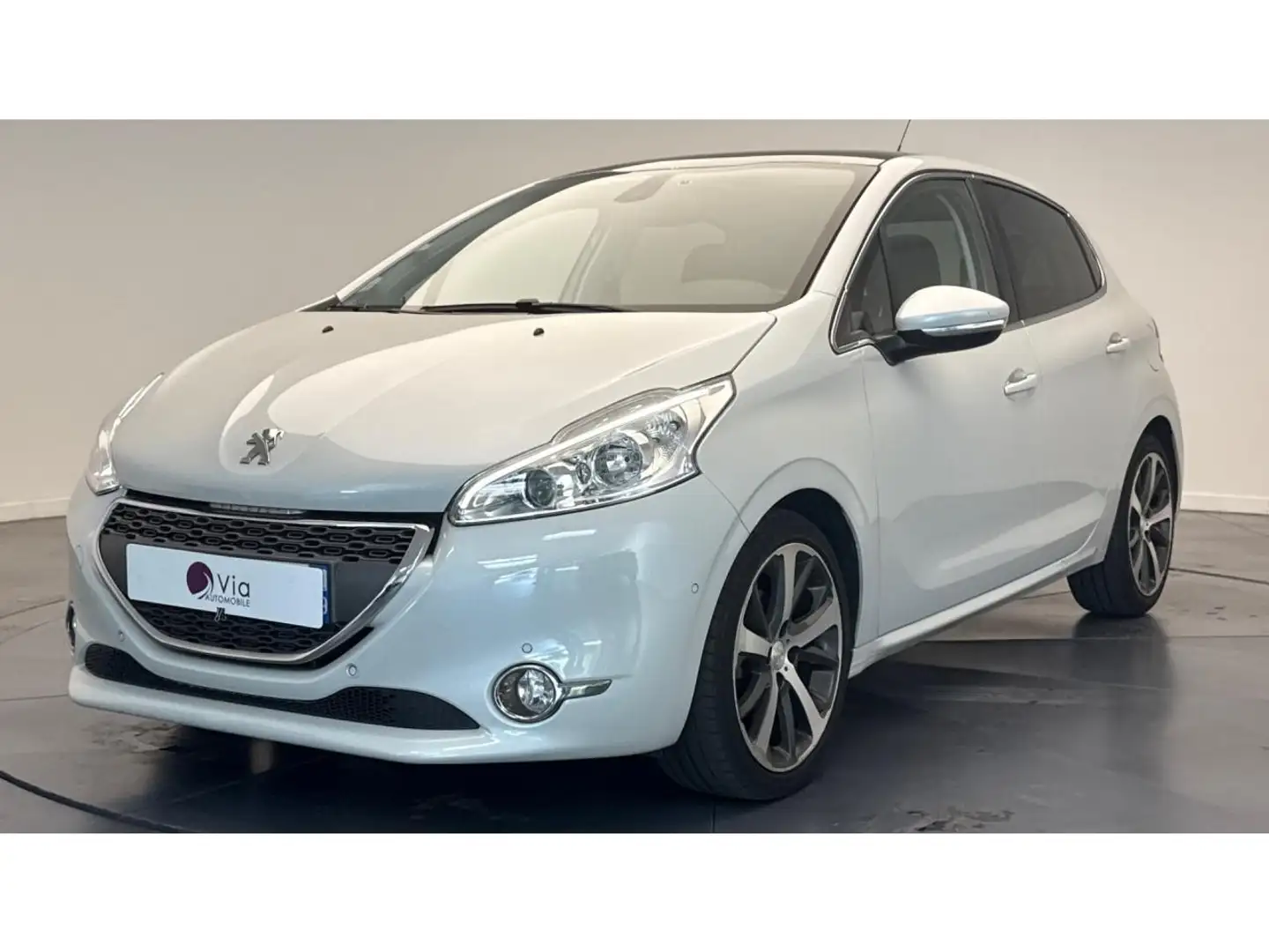 Peugeot 208 1.6 e-HDi FAP - 92  BERLINE Feline PHASE 1 Blanc - 1
