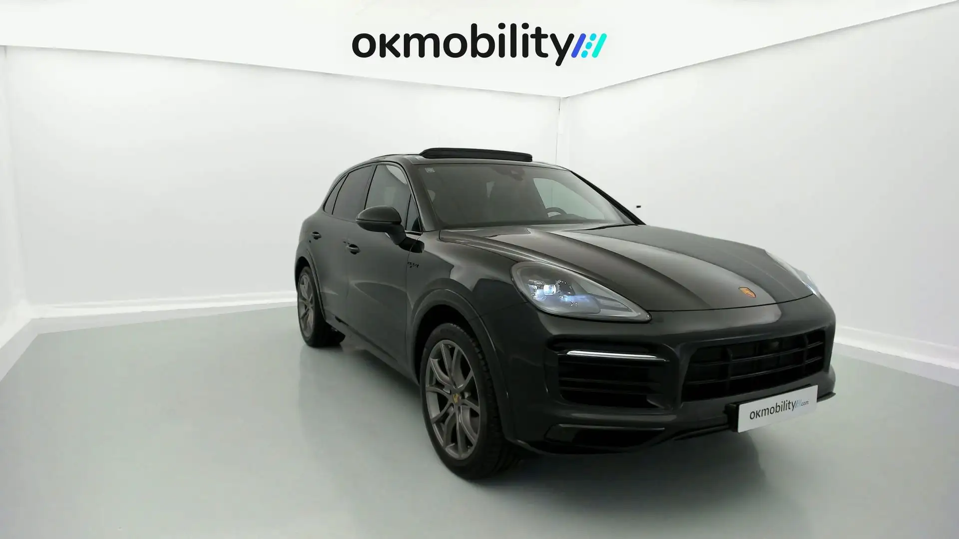 Porsche Cayenne E-Hybrid Platinum Edition Aut. Negro - 2