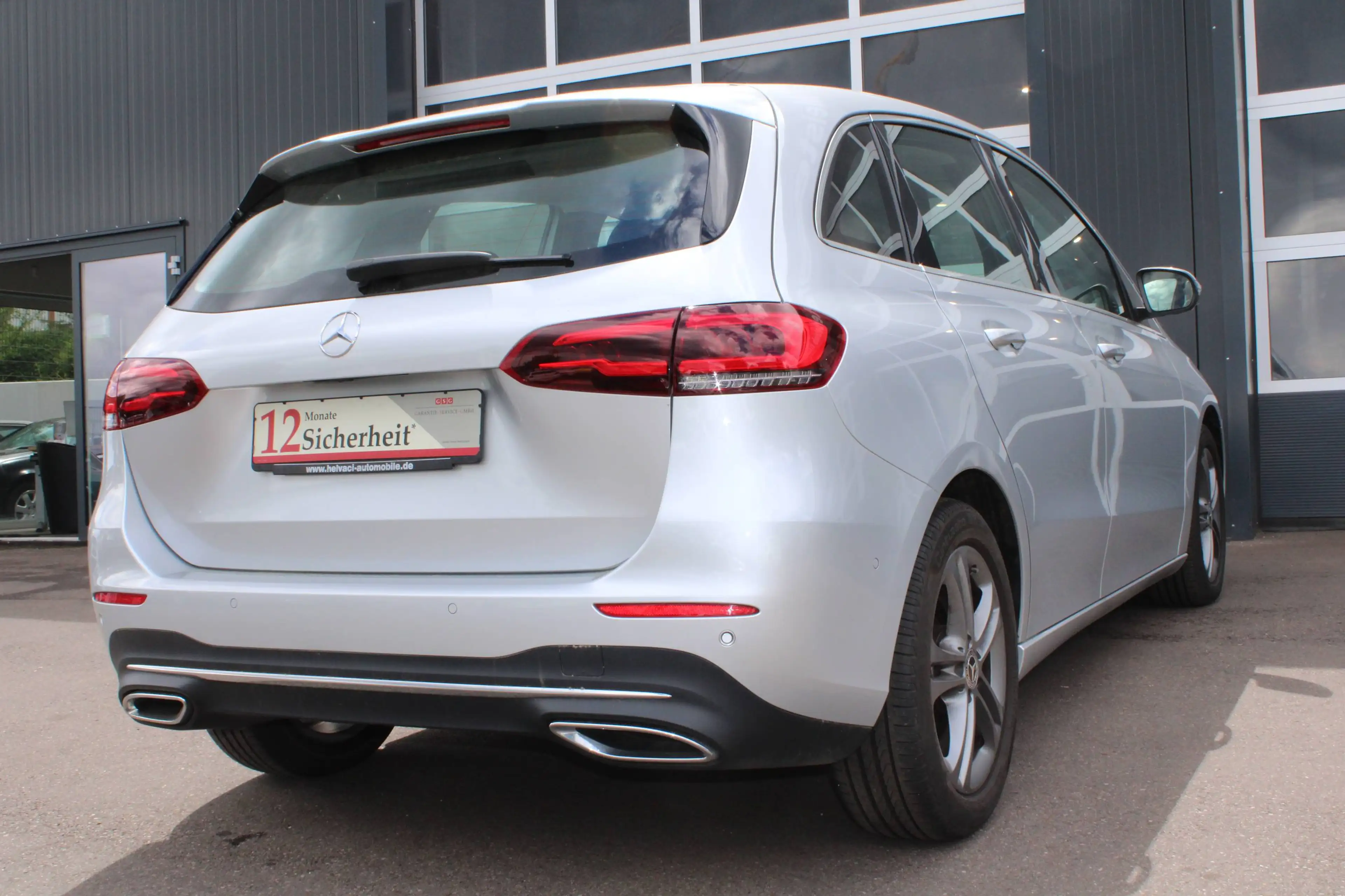 Mercedes-Benz B 220 B 220 4Matic +Navi + Kamera +LED +Park Paket — photo 4