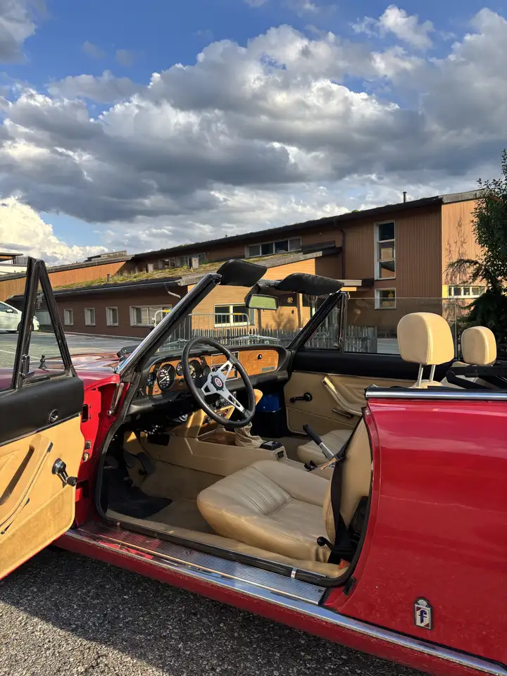 Fiat 124 Spider pininfarina 2000, foto 7