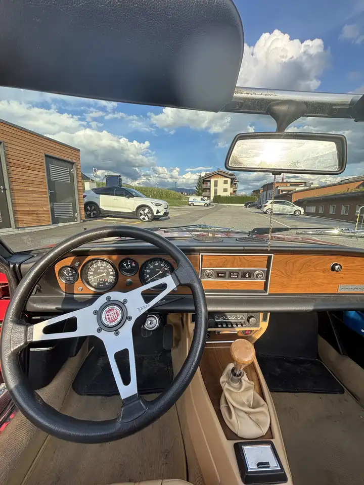 Fiat 124 Spider pininfarina 2000, foto 11