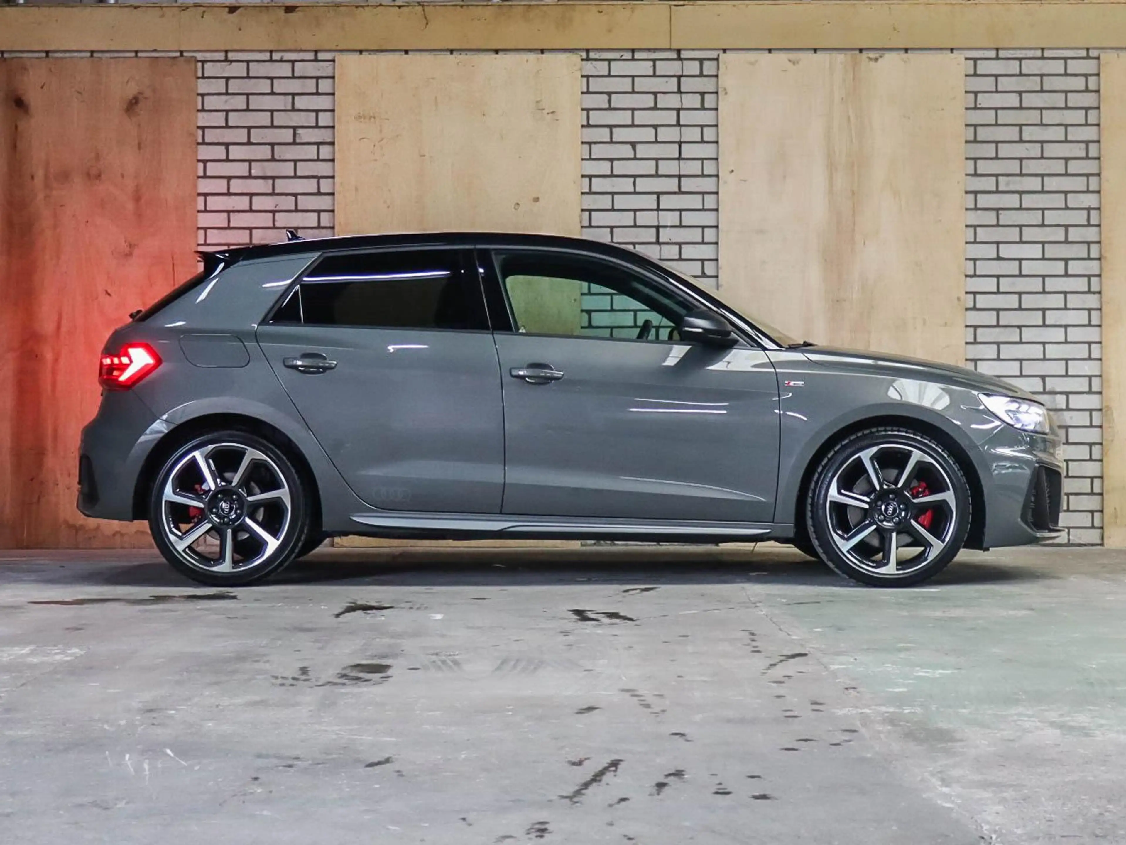Audi A1 Sportback 40 TFSI S 200pk S-tronic Line edition on — photo 3