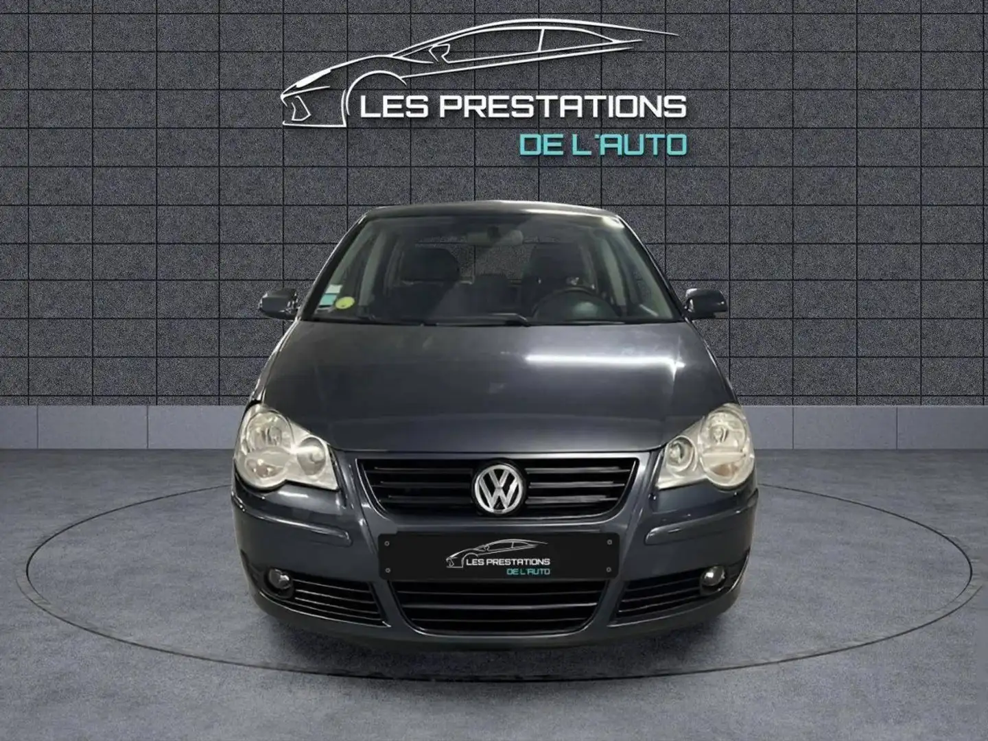 Volkswagen Polo IV 1.2 65 Confort 5p Gris - 2