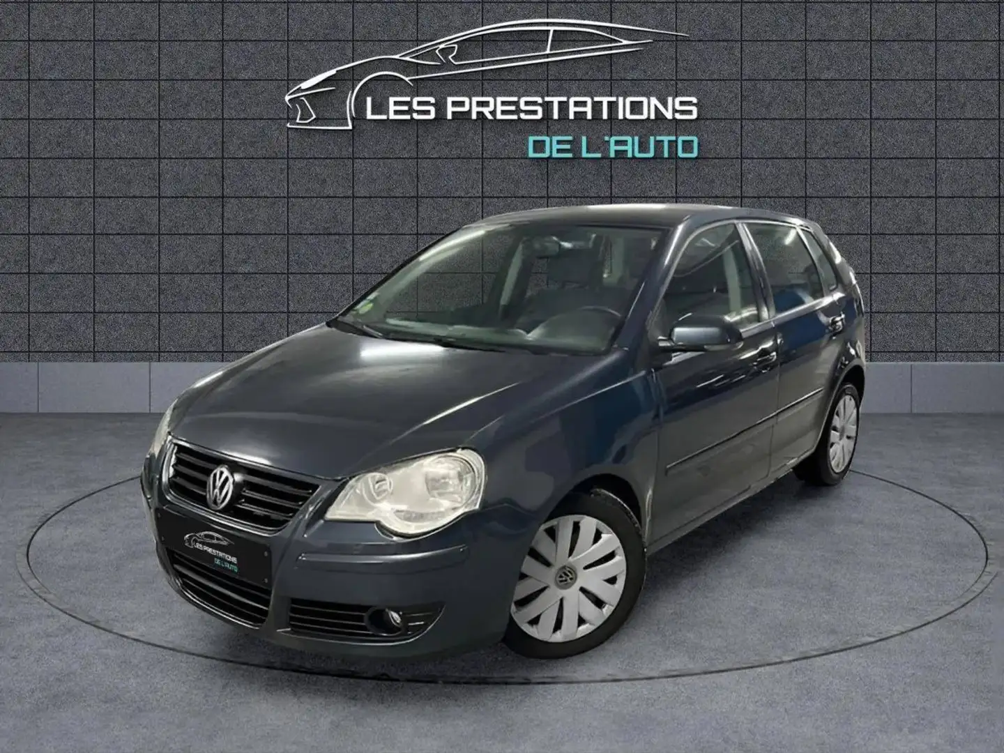 Volkswagen Polo IV 1.2 65 Confort 5p Gris - 1