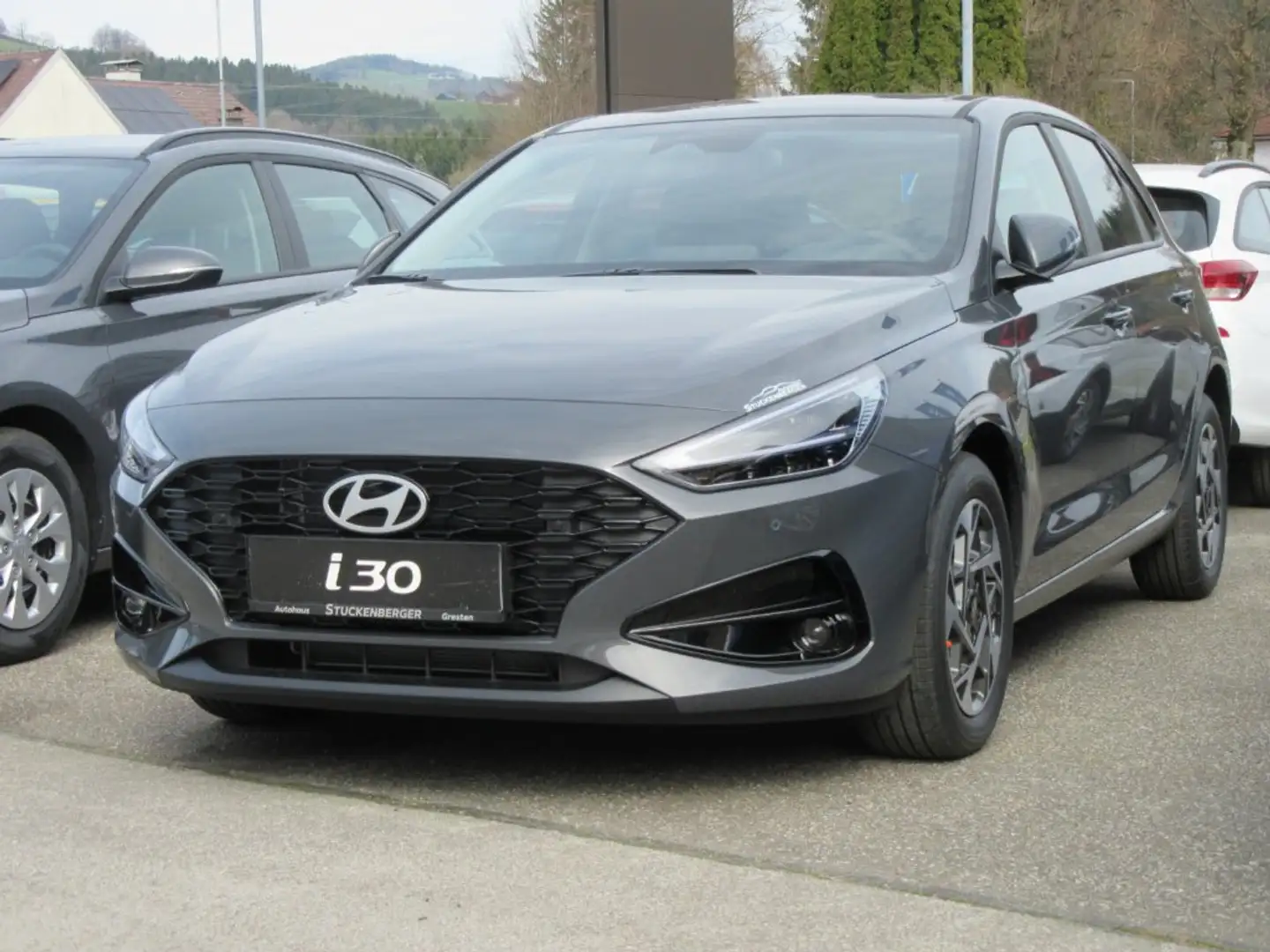 Hyundai i30 1.0 T-GDI GO Grau - 2