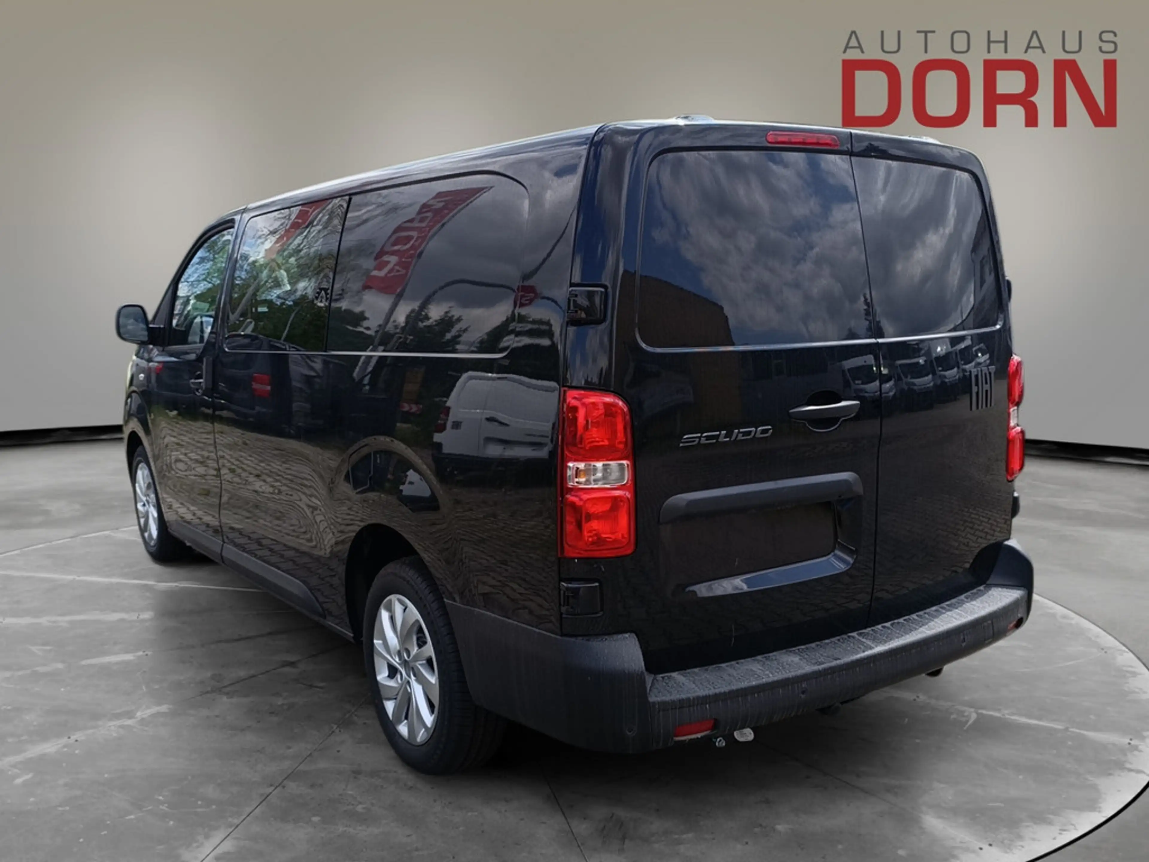 Fiat Scudo S3 Multicab XL Diesel 180 PS AT — photo 2