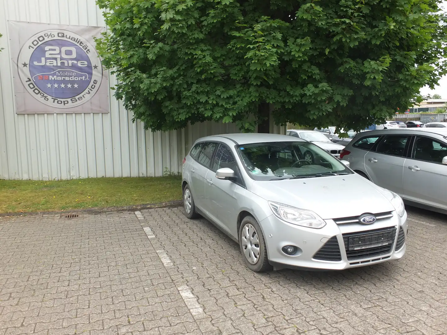 Ford Focus 1.6TDCi KLIMAANLAGE NEUER ZAHNRIEMEN Plateado - 1